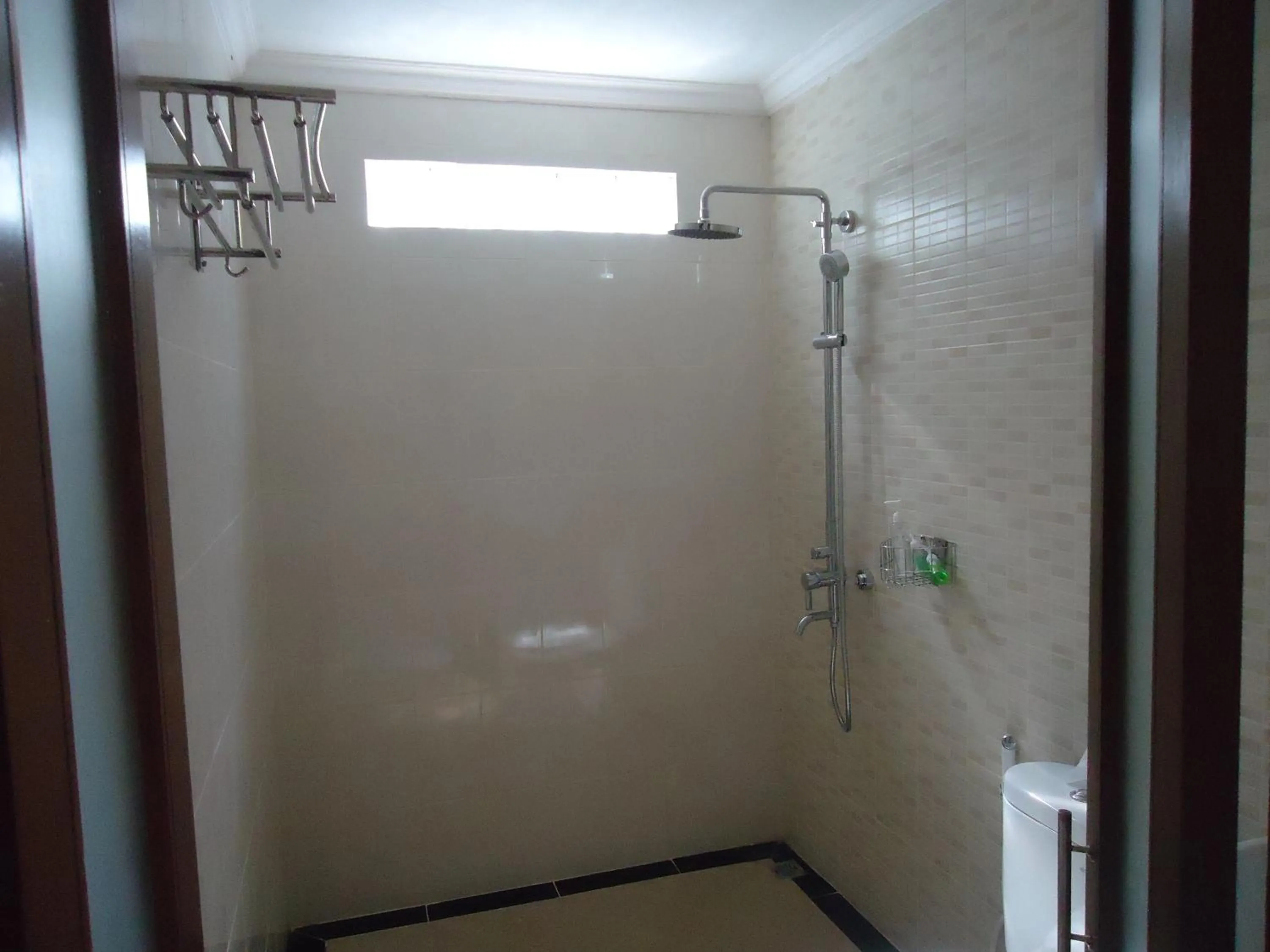 Bathroom in Dewa Put Guest House