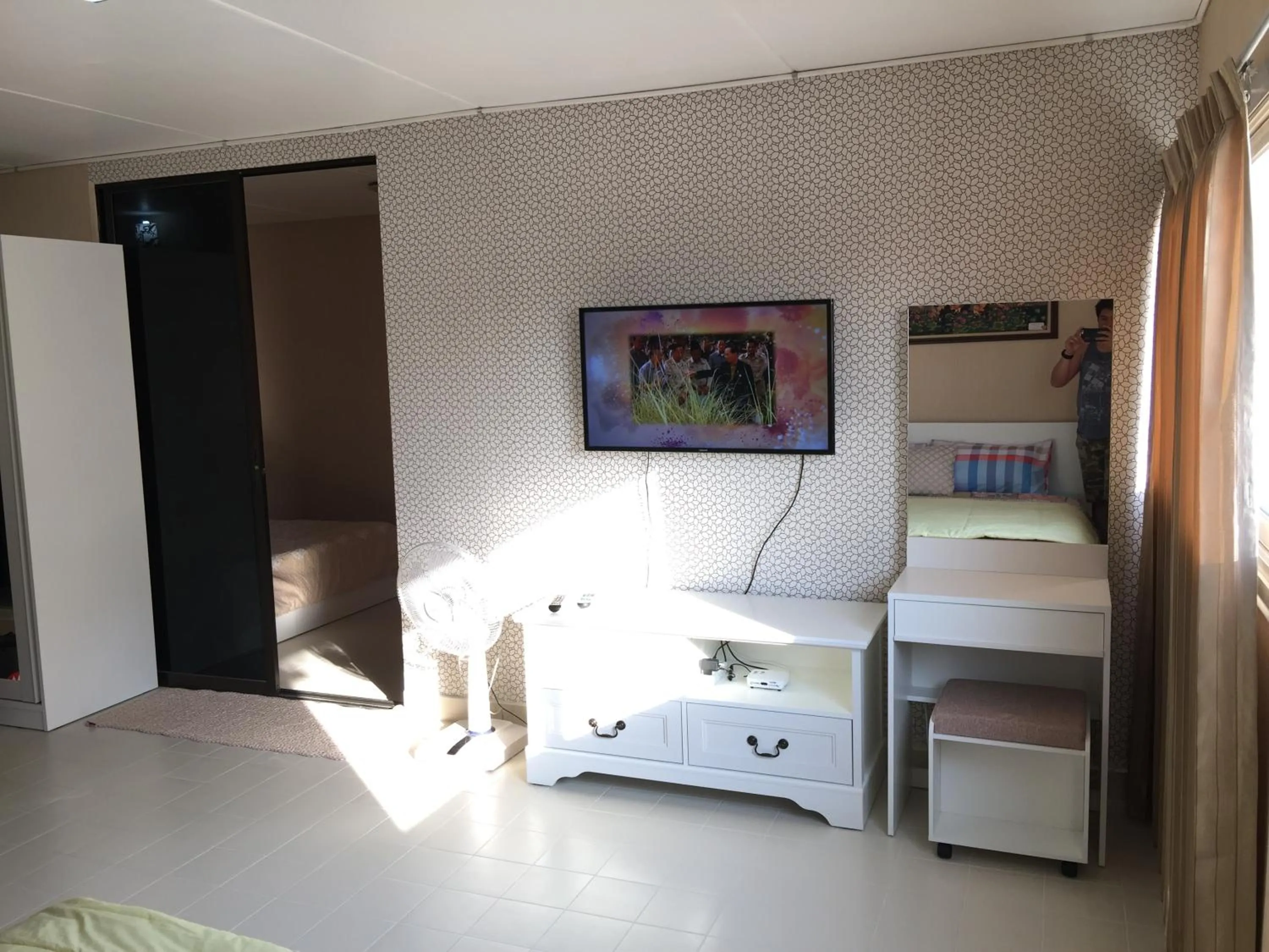 TV and multimedia, Bed in Muangthongthani Rental/Khun Dan