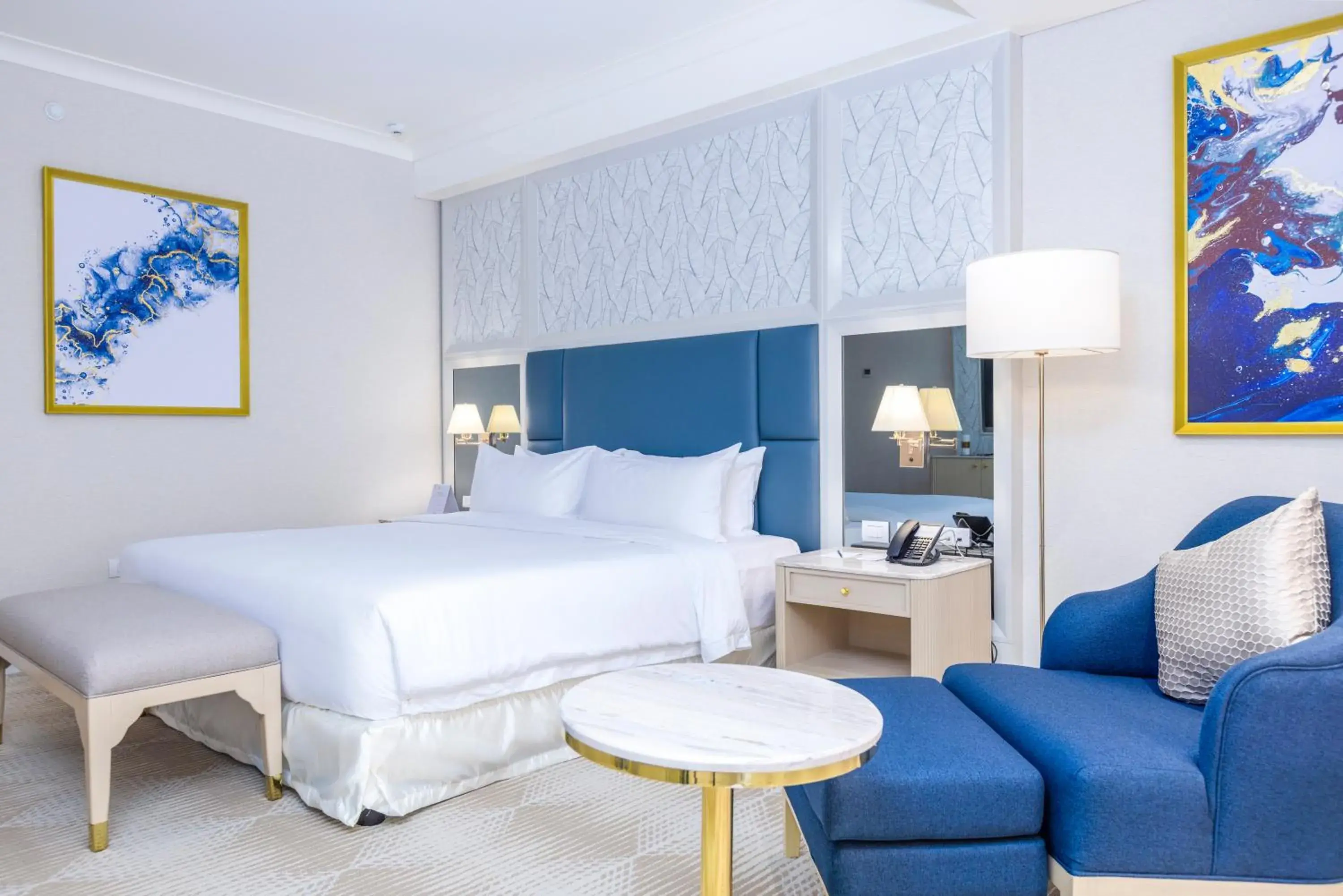 Premium King (New Tower) in Royce Hotel & Casino Premium King (New Tower) in Royce Hotel & Casino