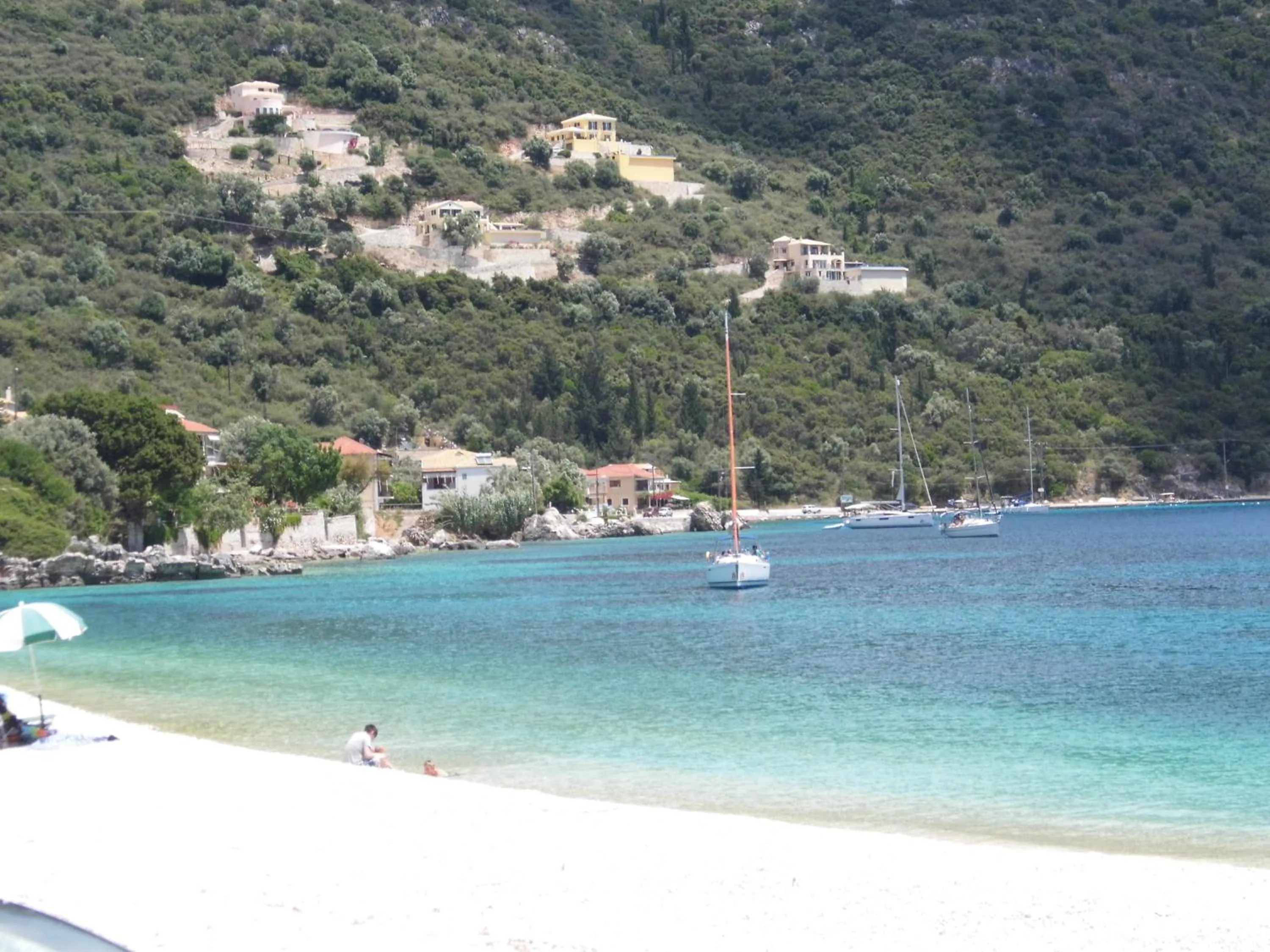 Summer in Ilianthos Apartments & Rooms