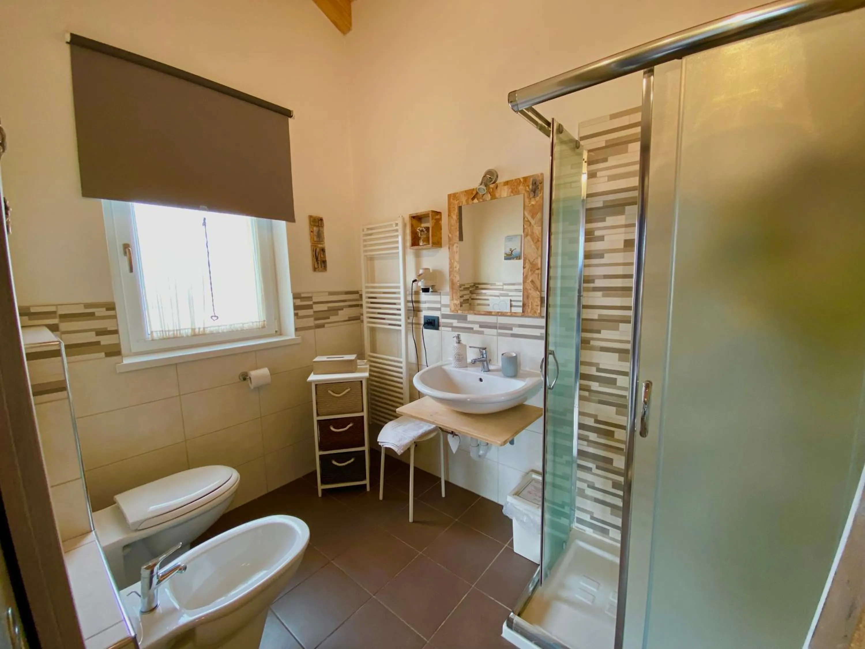 Shower in B&B A.R.C.O.