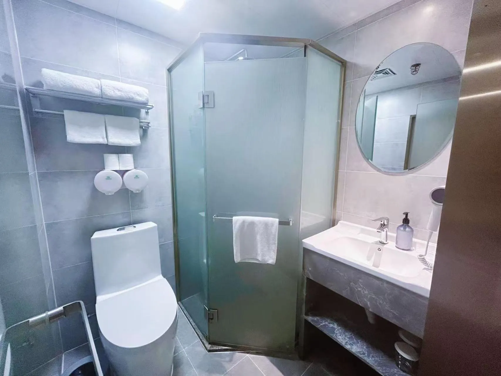 Shower in Hanting Hotel Beijing Fuchengmen Fuwai Hospital