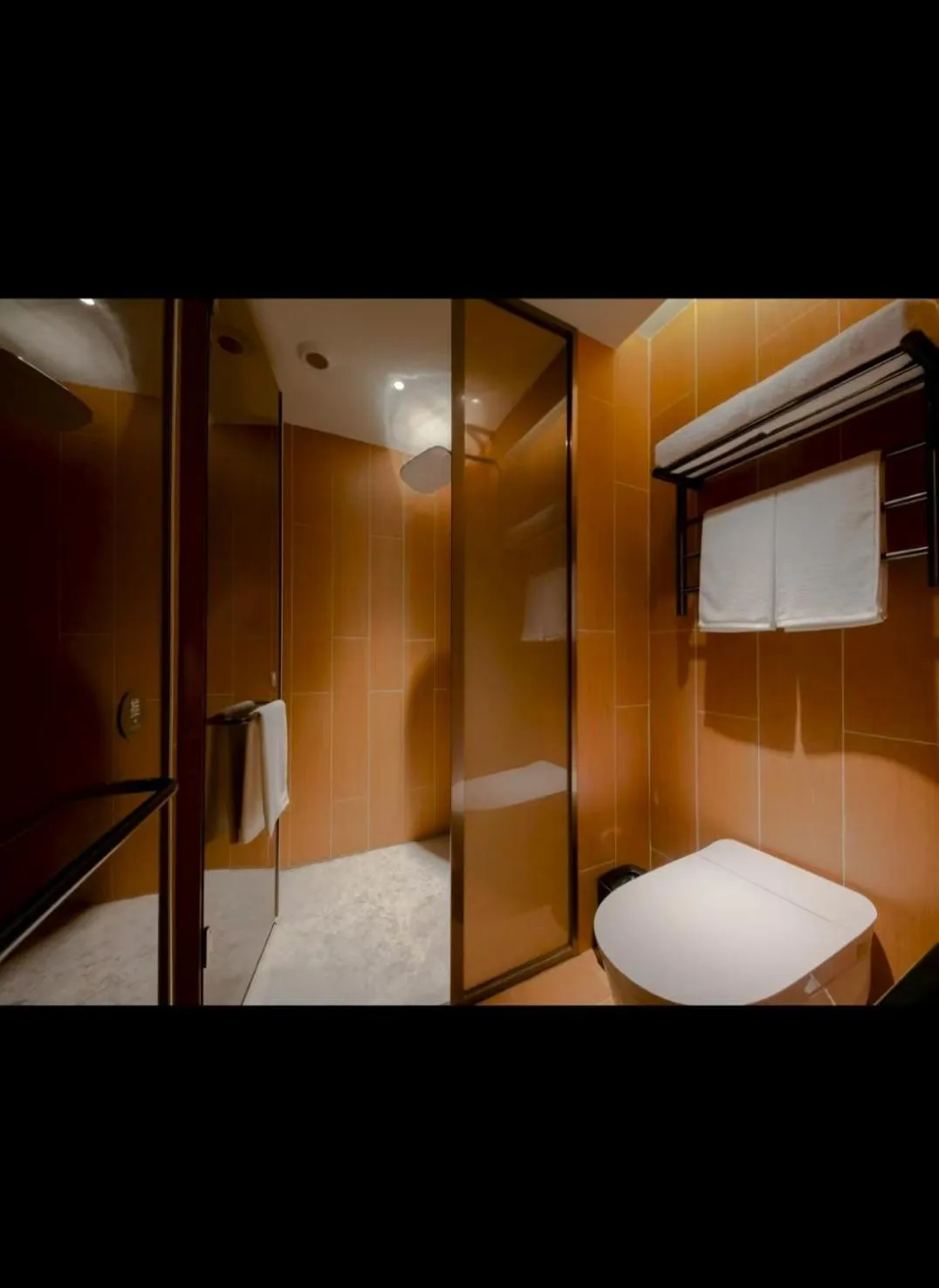 Shower, Bed in JI Hotel Beijing Lize Business Wanfeng Road