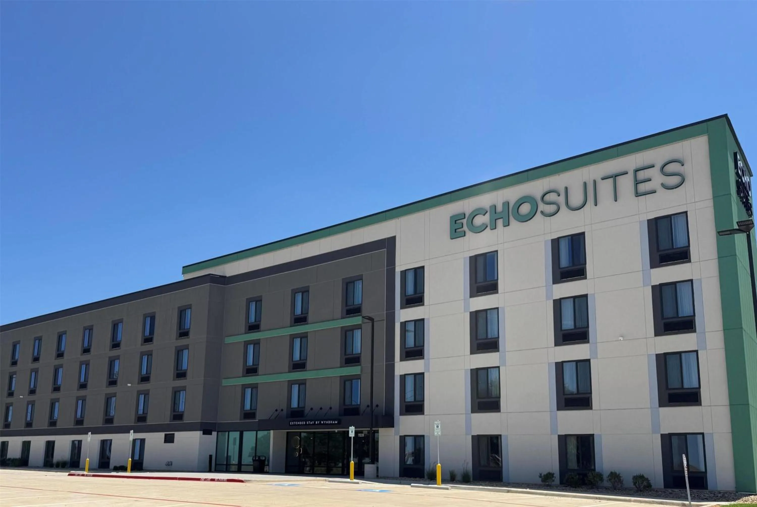 Property building in ECHO Suites Extended Stay by Wyndham Fort Worth Alliance
