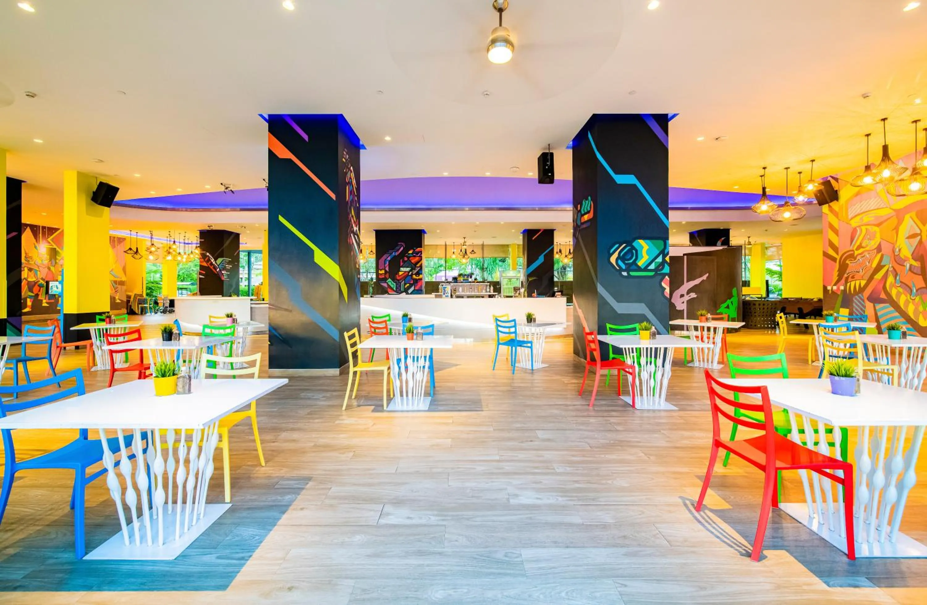 Restaurant/places to eat in Cassia Phuket, part of Banyan Group