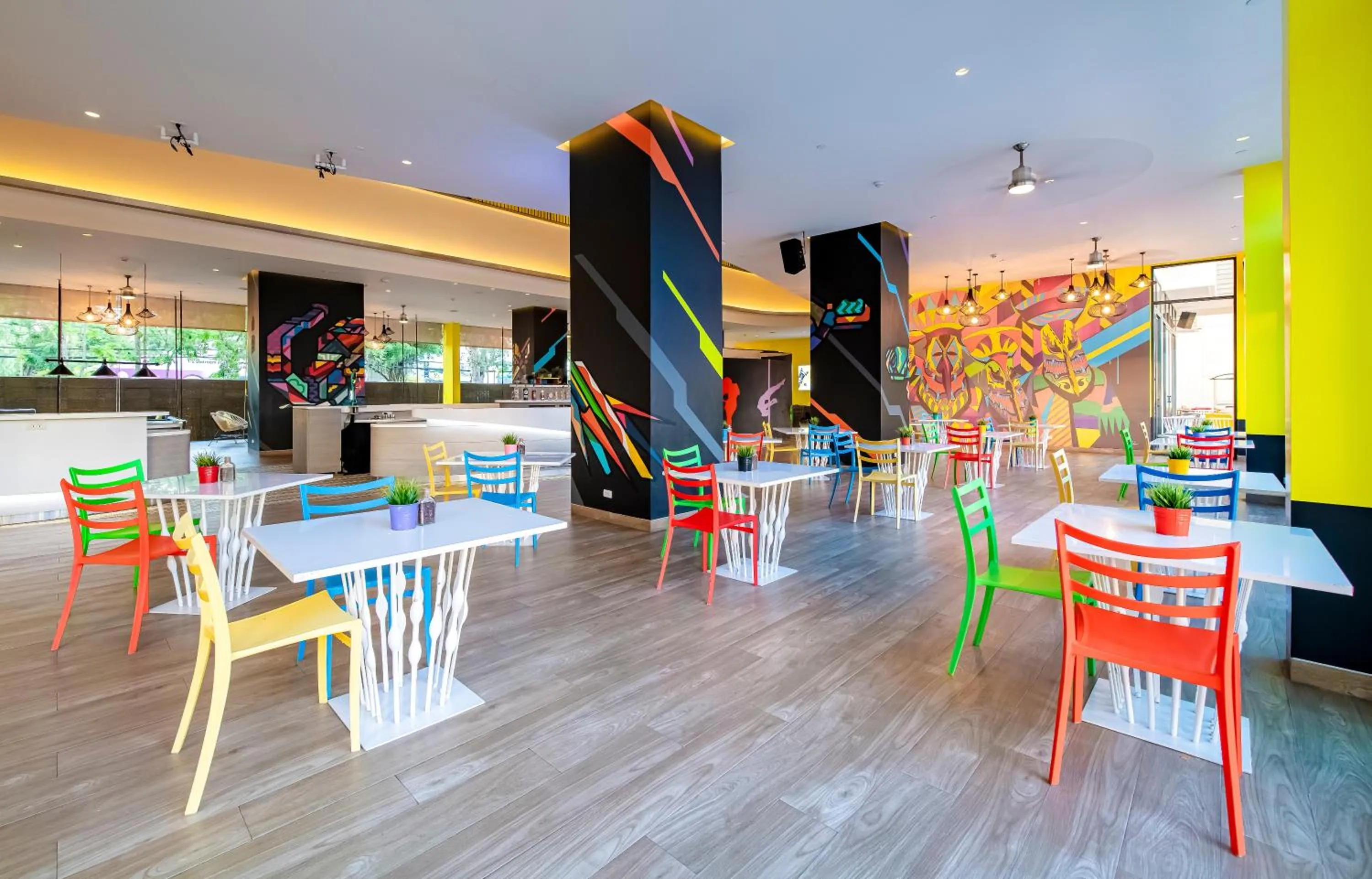 Restaurant/places to eat in Cassia Phuket, part of Banyan Group