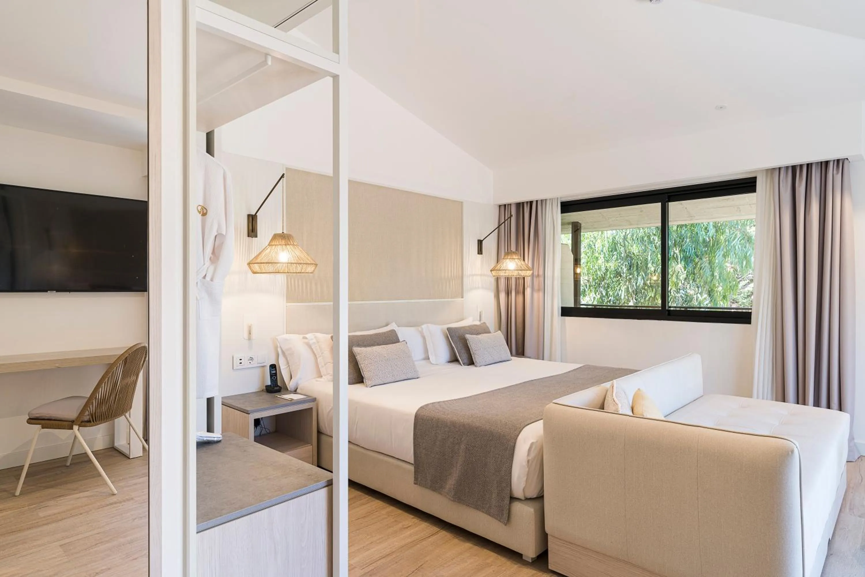 Bed in Grand Palladium Sicilia Resort & Spa