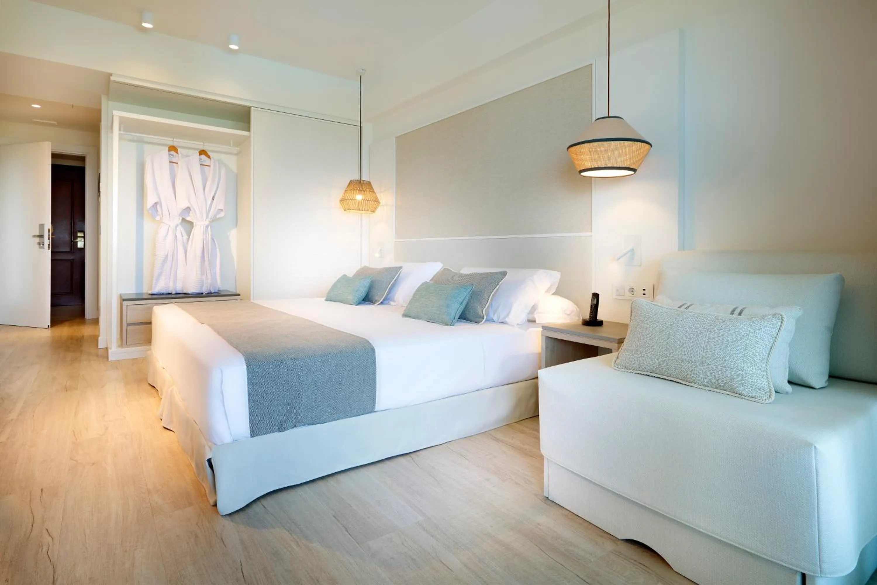 Bed in Grand Palladium Sicilia Resort & Spa