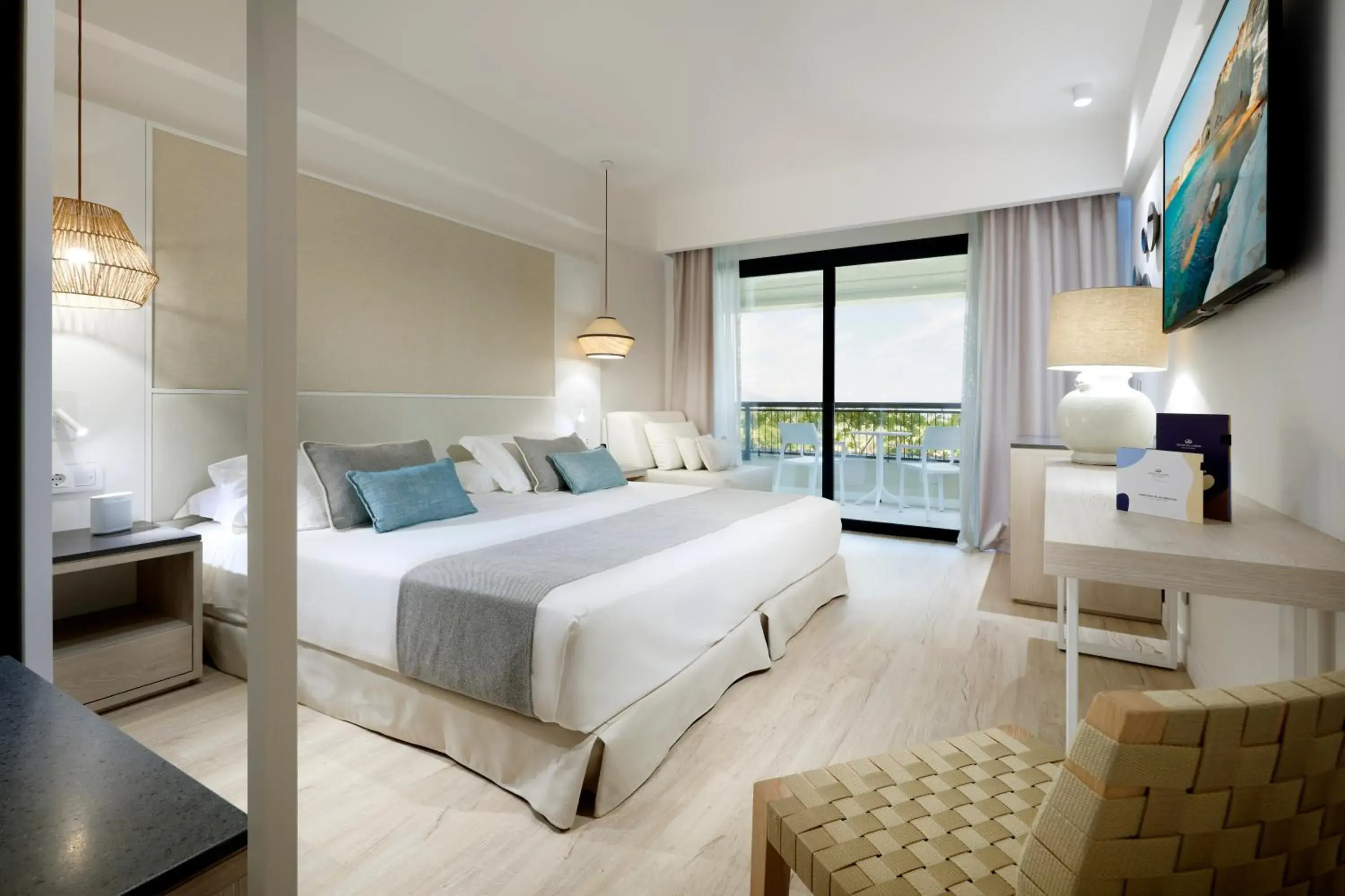 Deluxe Room with Sea View in Grand Palladium Sicilia Resort & Spa Deluxe Room with Sea View in Grand Palladium Sicilia Resort & Spa