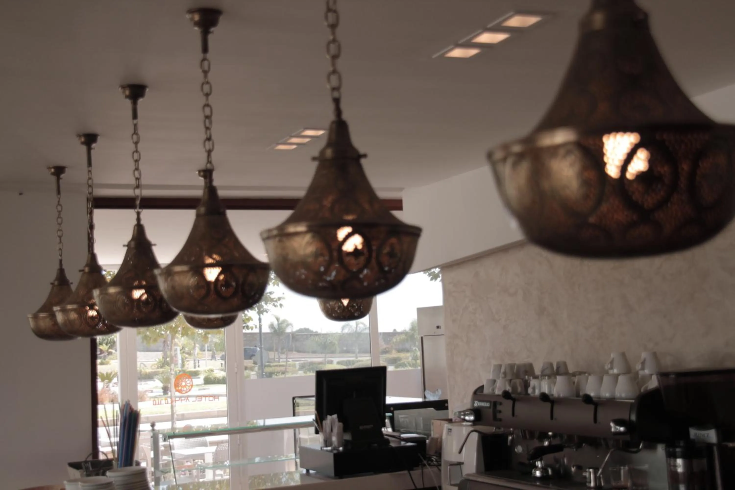 Restaurant/places to eat in Hotel A44