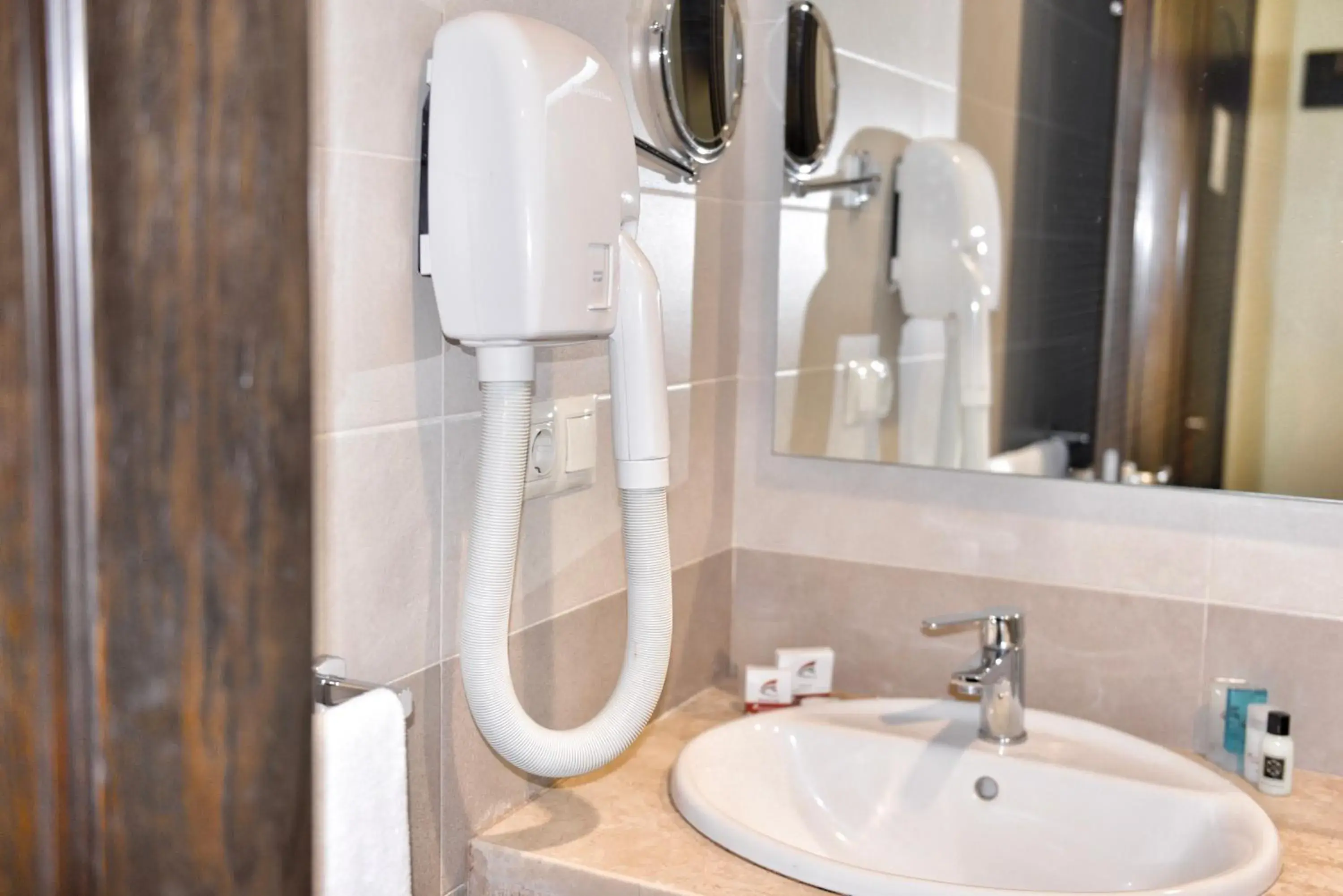 Standard Double Room in Colosseum Marina Hotel Standard Double Room in Colosseum Marina Hotel