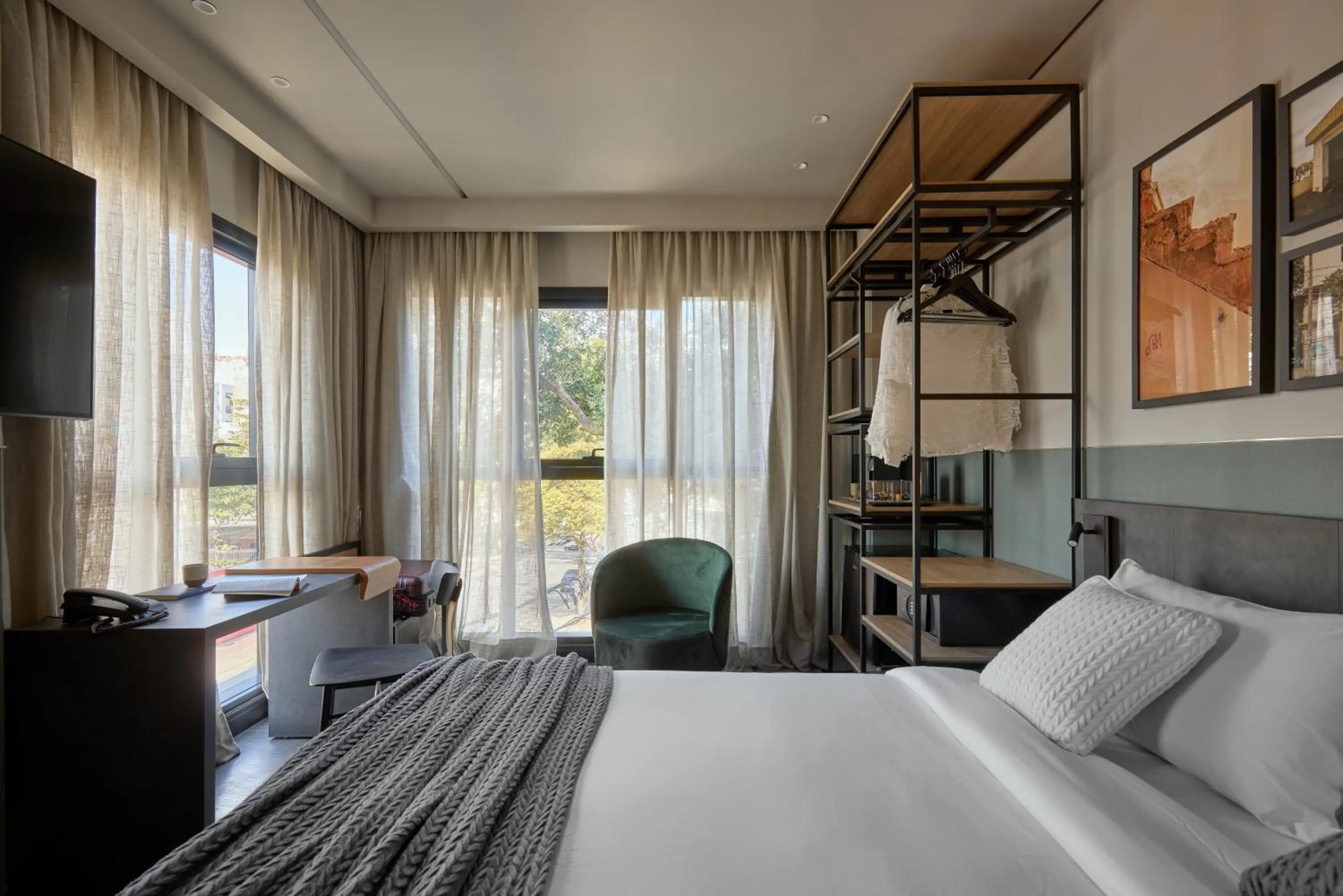 Photo of the whole room, Bed in TRIBE Belo Horizonte Savassi