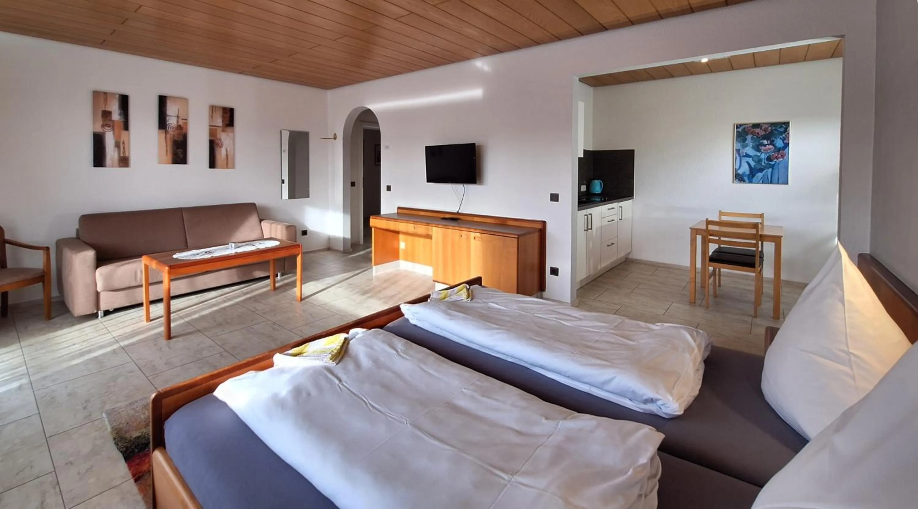 Double Room with Balcony - single occupancy in Hotel Garni Sebastian