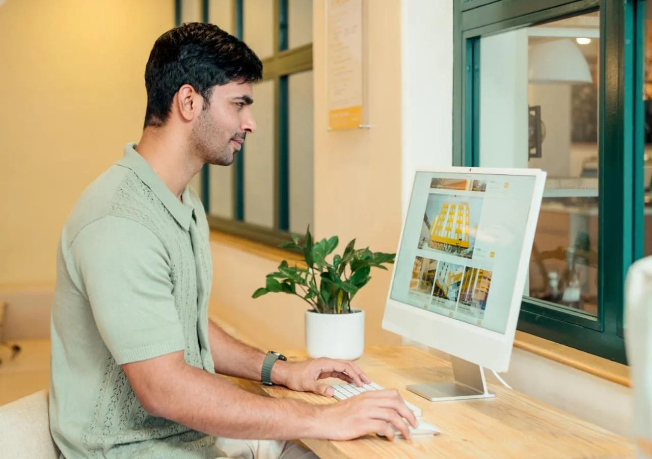 Lobby or reception in Bloom Hotel - Whitefield
