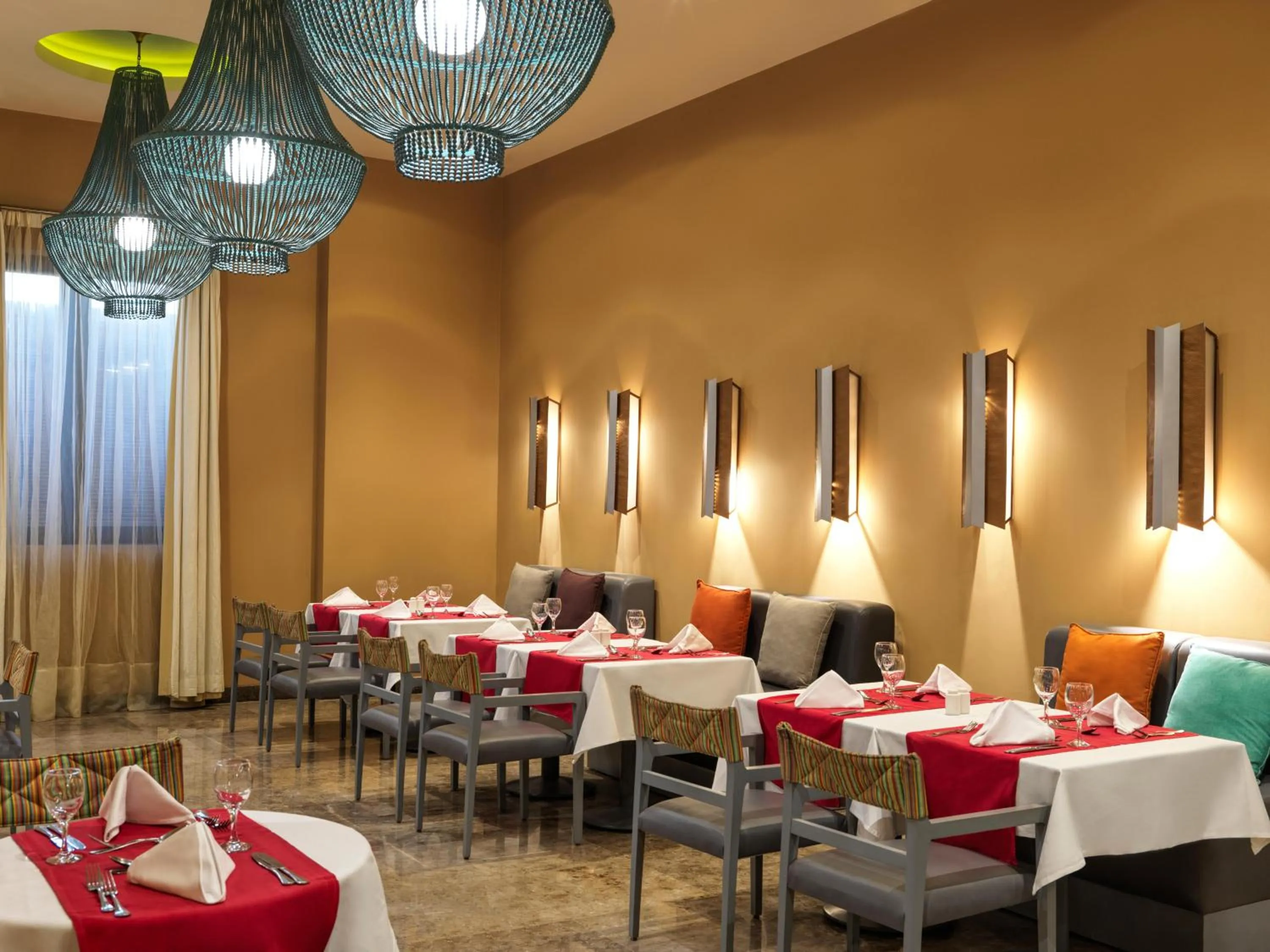 Restaurant/places to eat in Ancient Sands Golf Resort and Residences