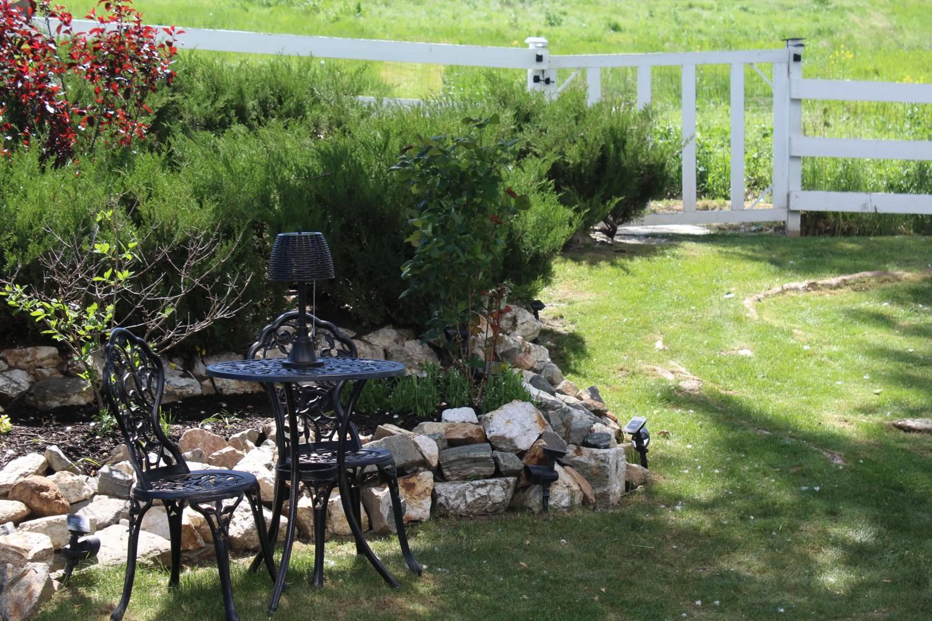 Garden in Country Cottage B&B