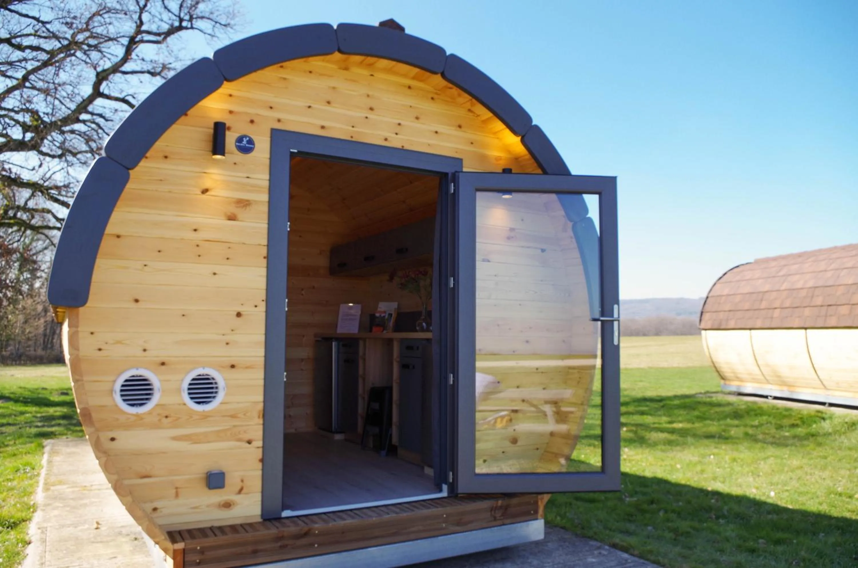 Property building in Domaine Joseph LAFARGE Wine Resort Oeno-tonneaux expérience