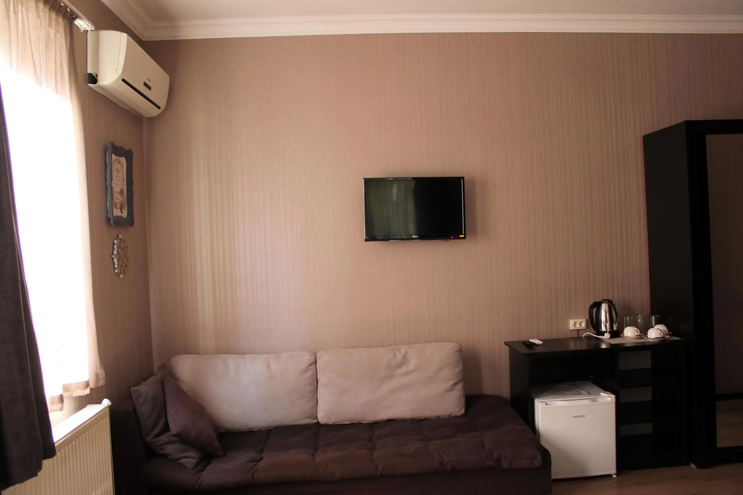 TV and multimedia in Hotel New Metekhi