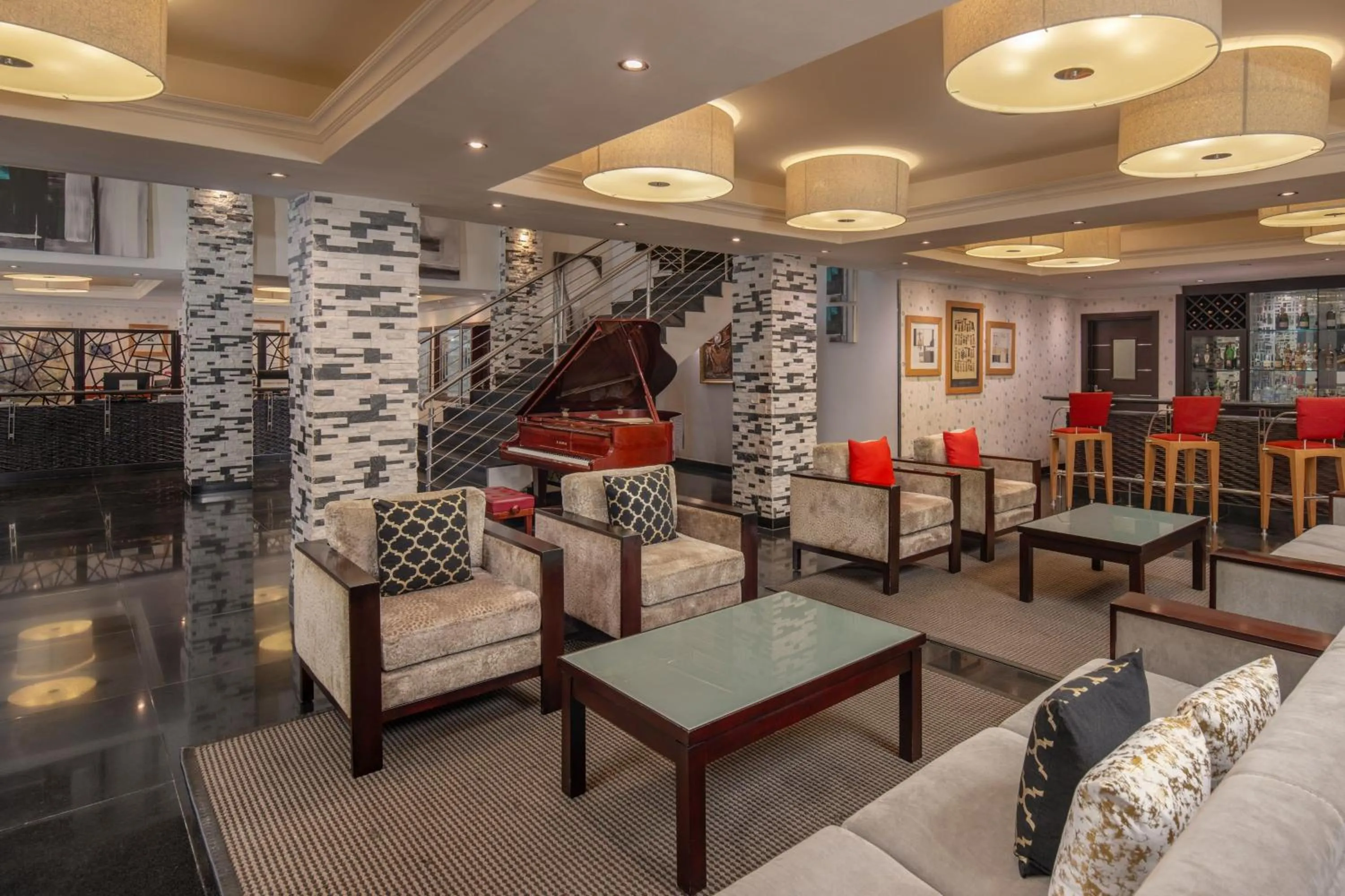 Lobby or reception in Protea Hotel by Marriott Lagos Kuramo Waters