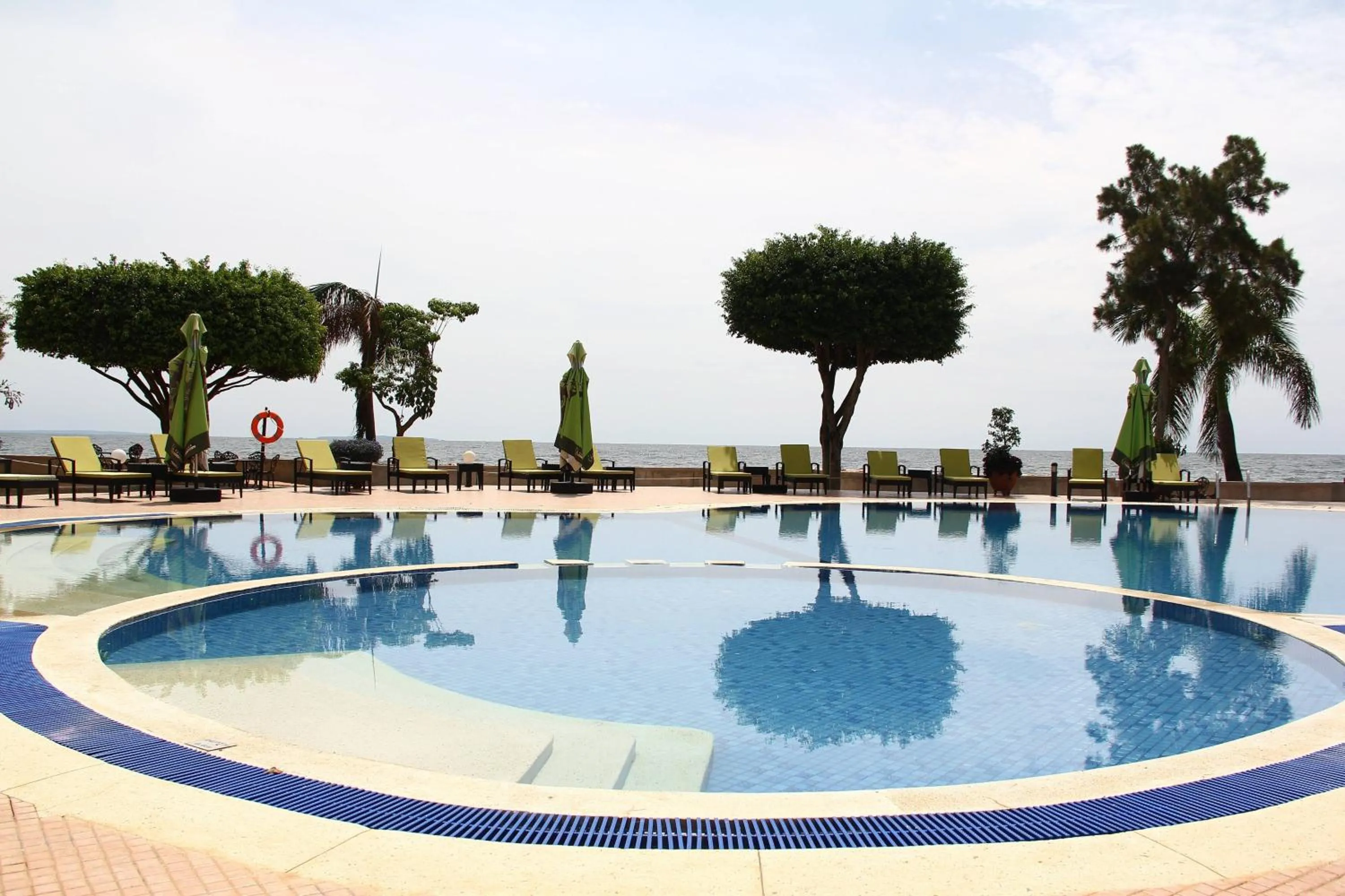 Swimming pool in Protea Hotel by Marriott Entebbe