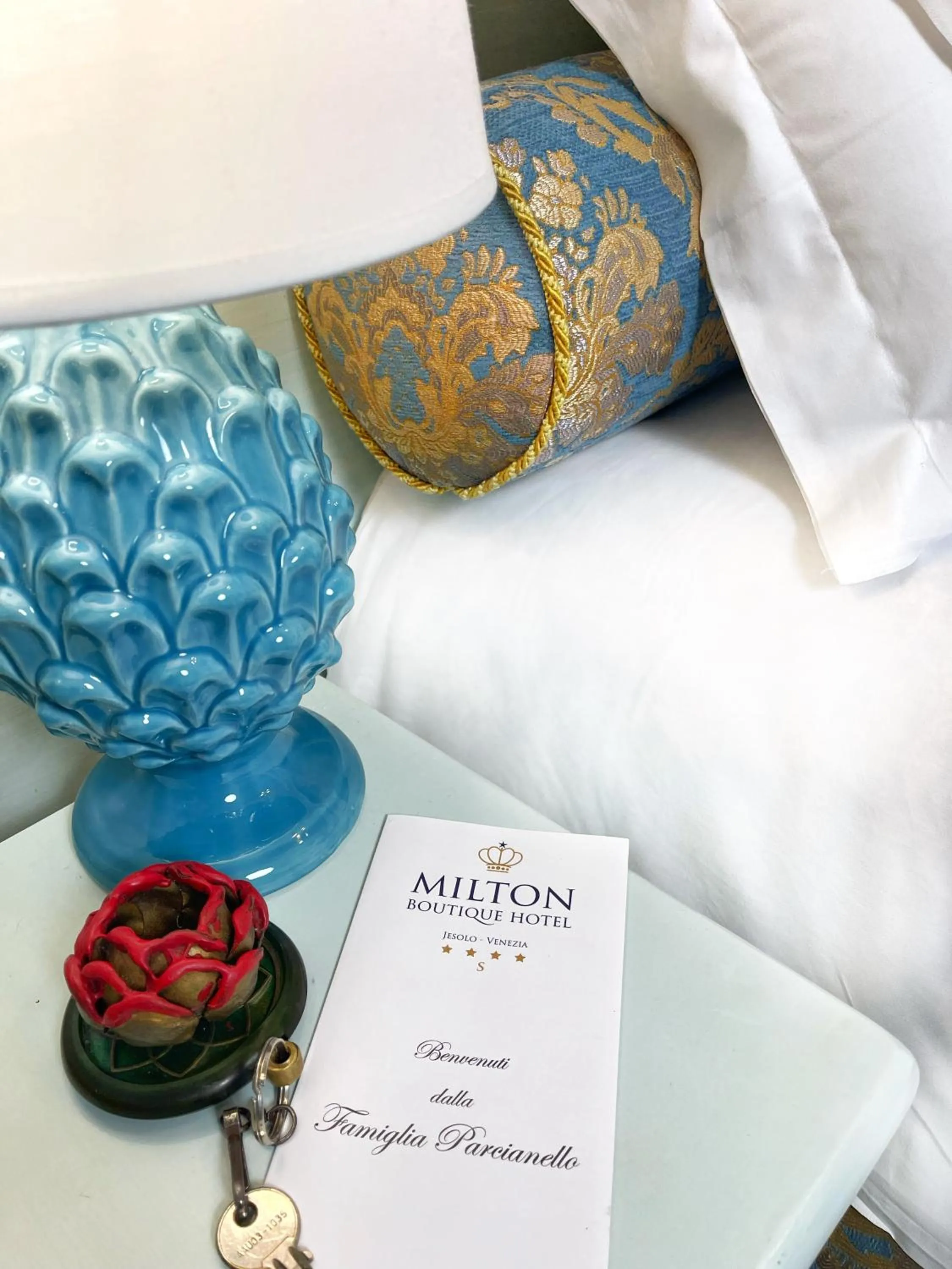 Bedroom, Bed in Milton Boutique Hotel - Adults Only