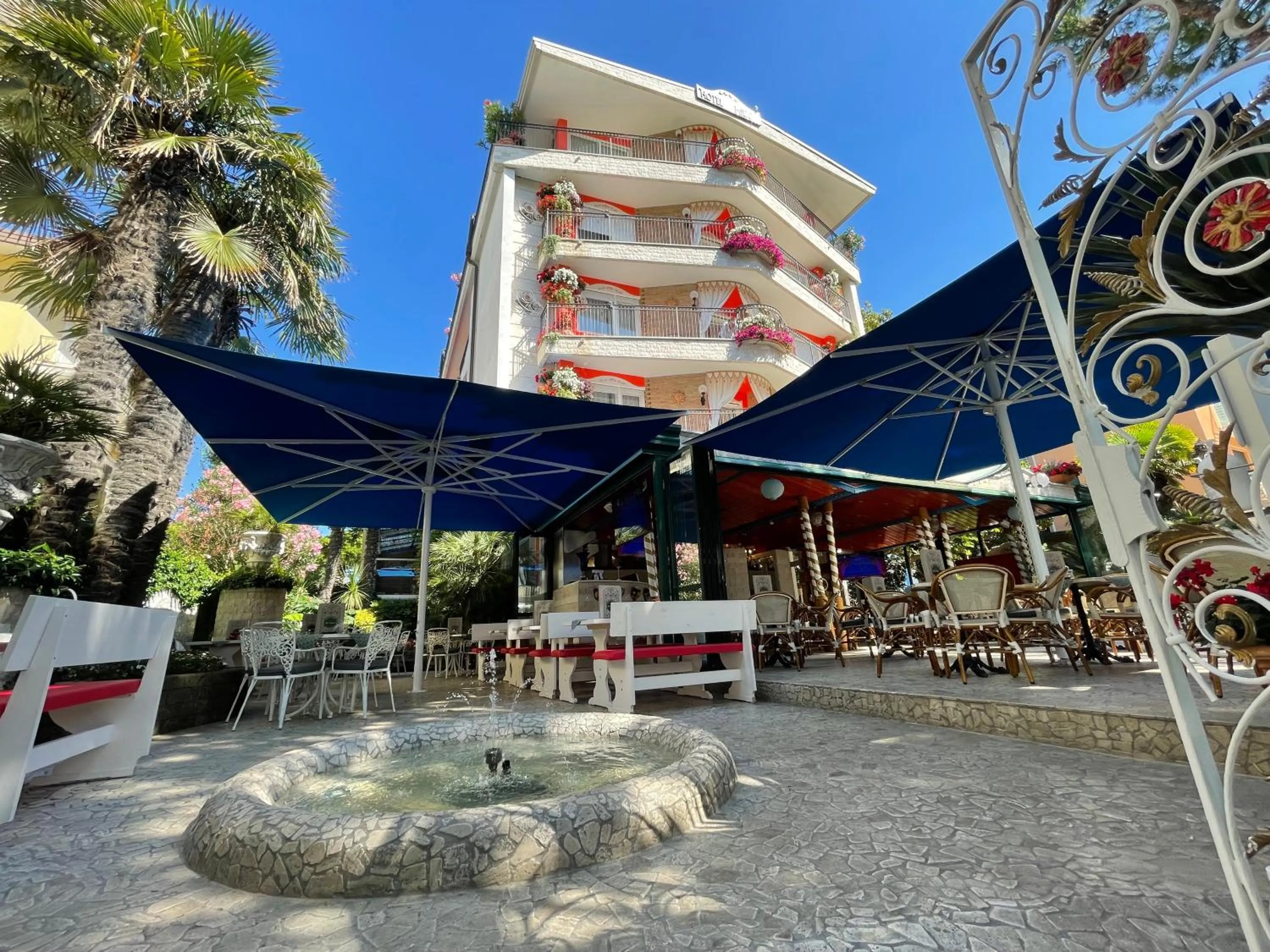 Property building in Milton Boutique Hotel - Adults Only