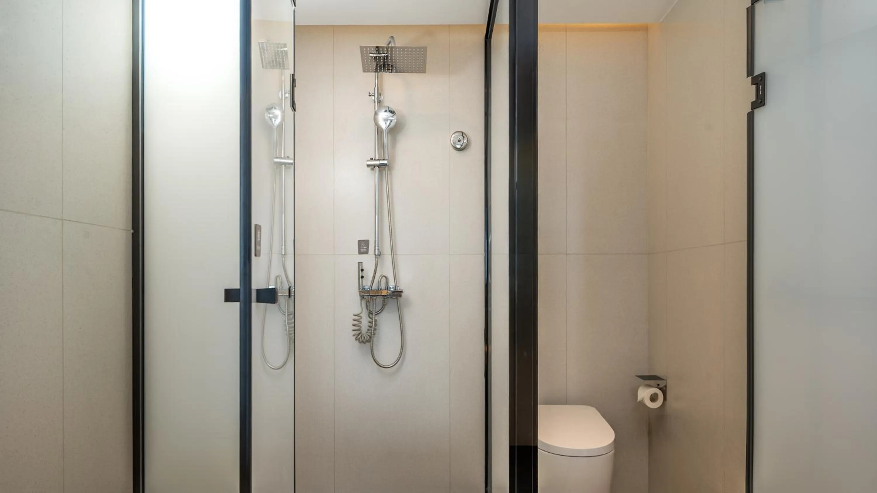 Shower in Holiday Inn Express Putian City Center