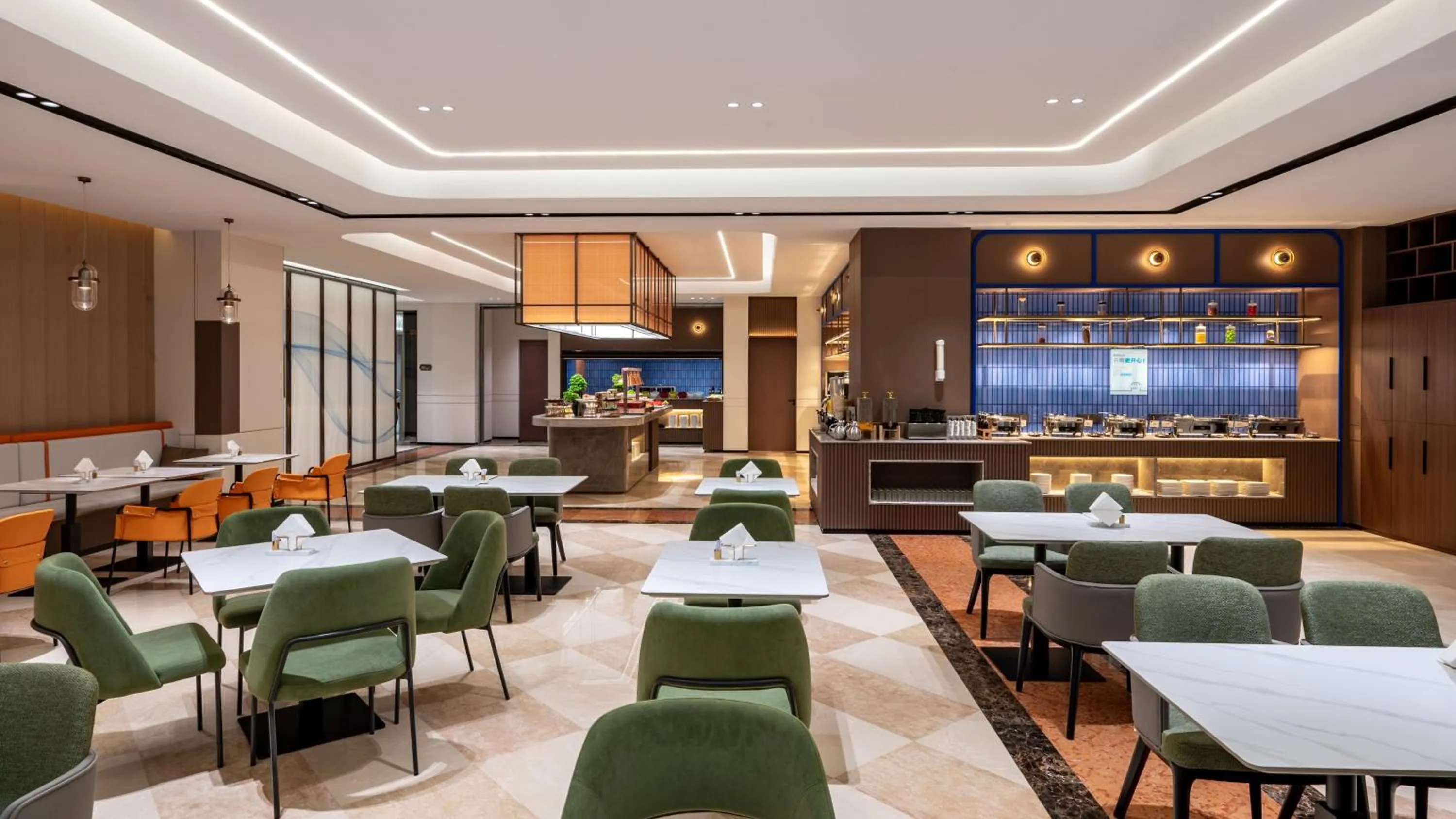 Restaurant/places to eat in Holiday Inn Express Putian City Center