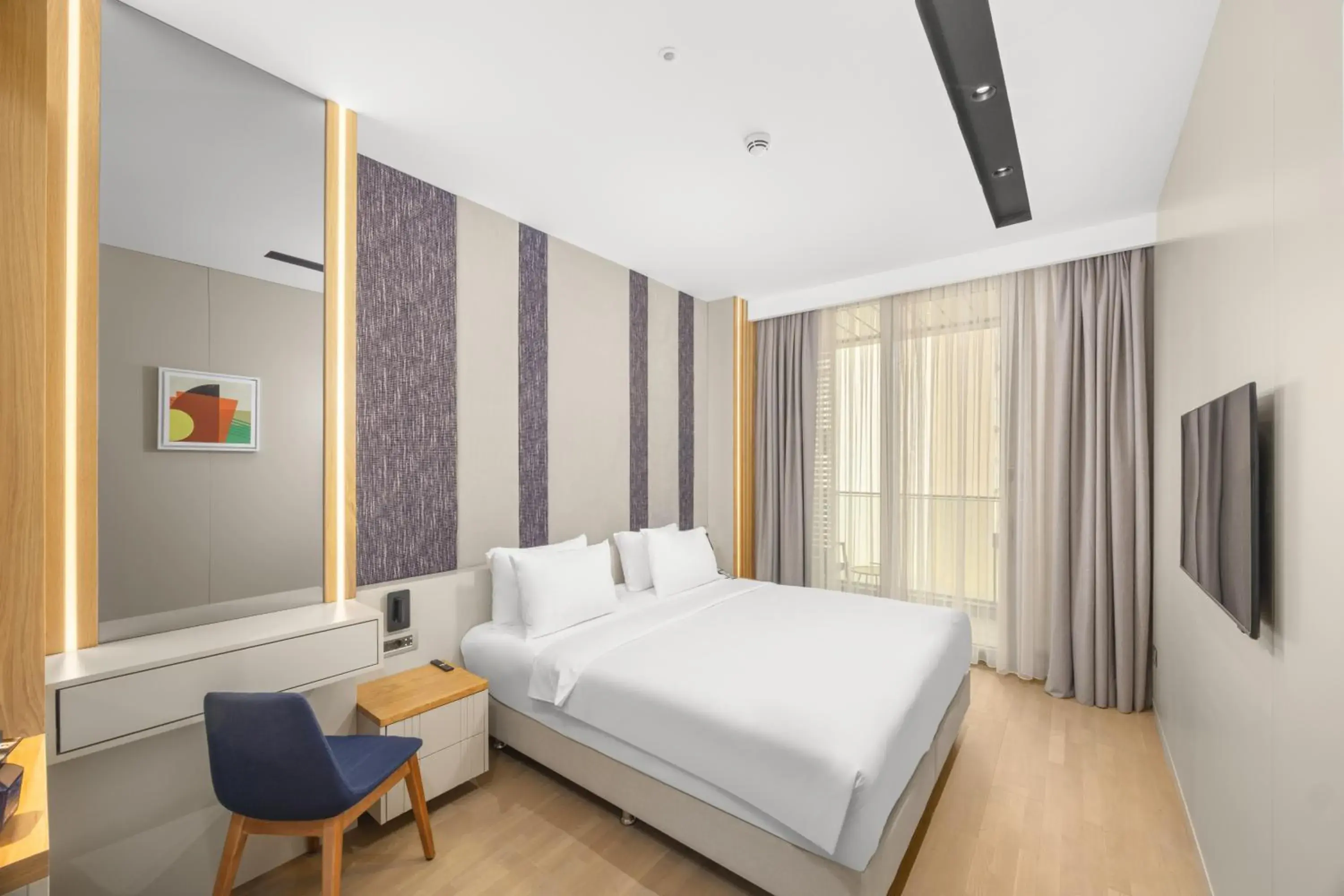 Standard King Room in Holiday Inn Istanbul - Beylikduzu by IHG Standard King Room in Holiday Inn Istanbul - Beylikduzu by IHG