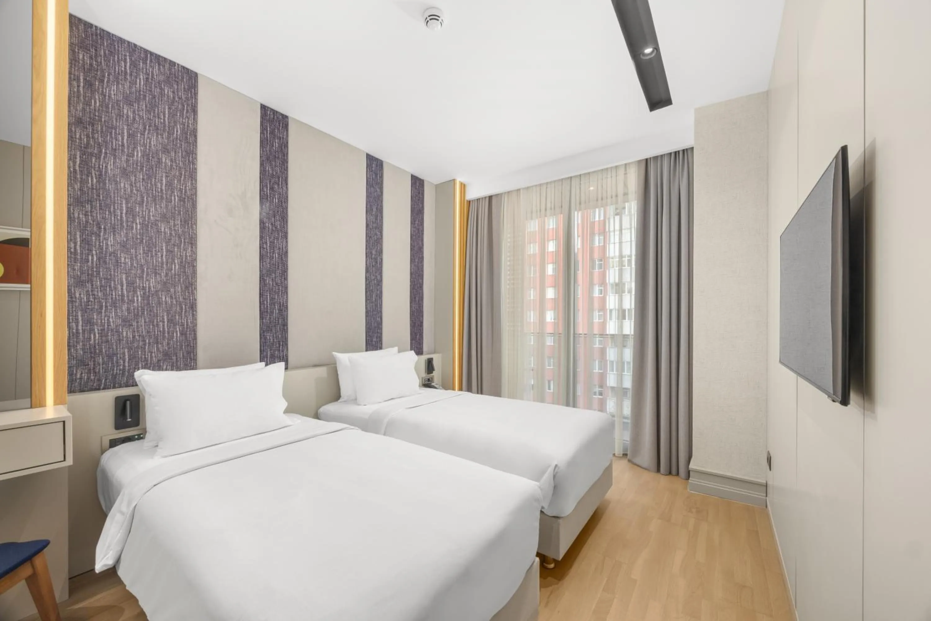 Bedroom, Bed in Holiday Inn Istanbul - Beylikduzu by IHG