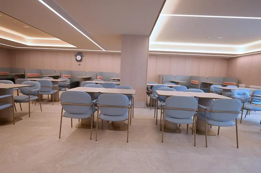 Restaurant/places to eat in Hanting Hotel Beijing West Railway Station North Square Center