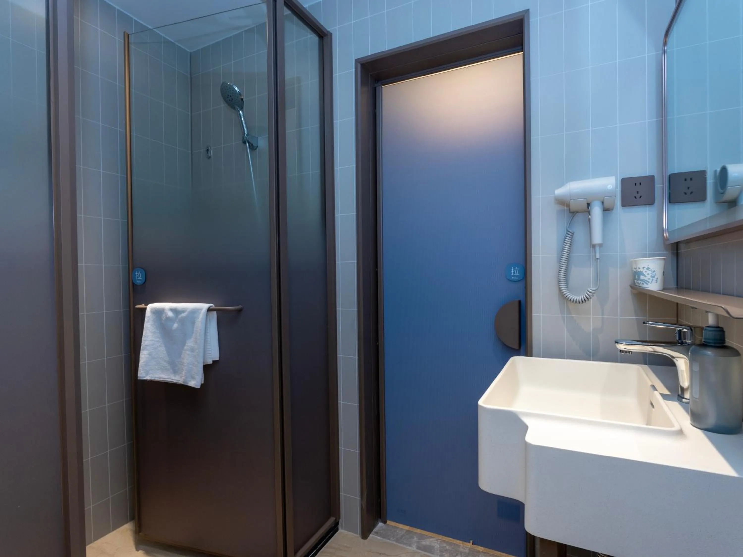 Hanting Hotel Beijing West Railway Station North Square