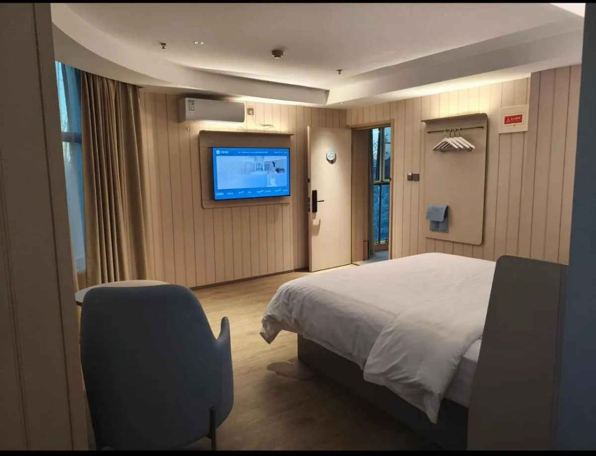 Bed in Hanting Hotel Beijing New International Exhibition Center