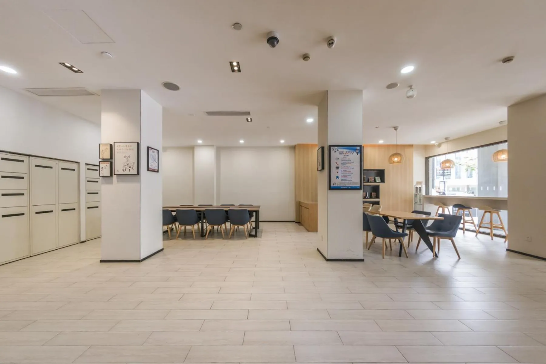Lobby or reception in Hanting Hotel Shanghai Xujiahui Center (formerly Xujiahui Nandan East Road Branch)