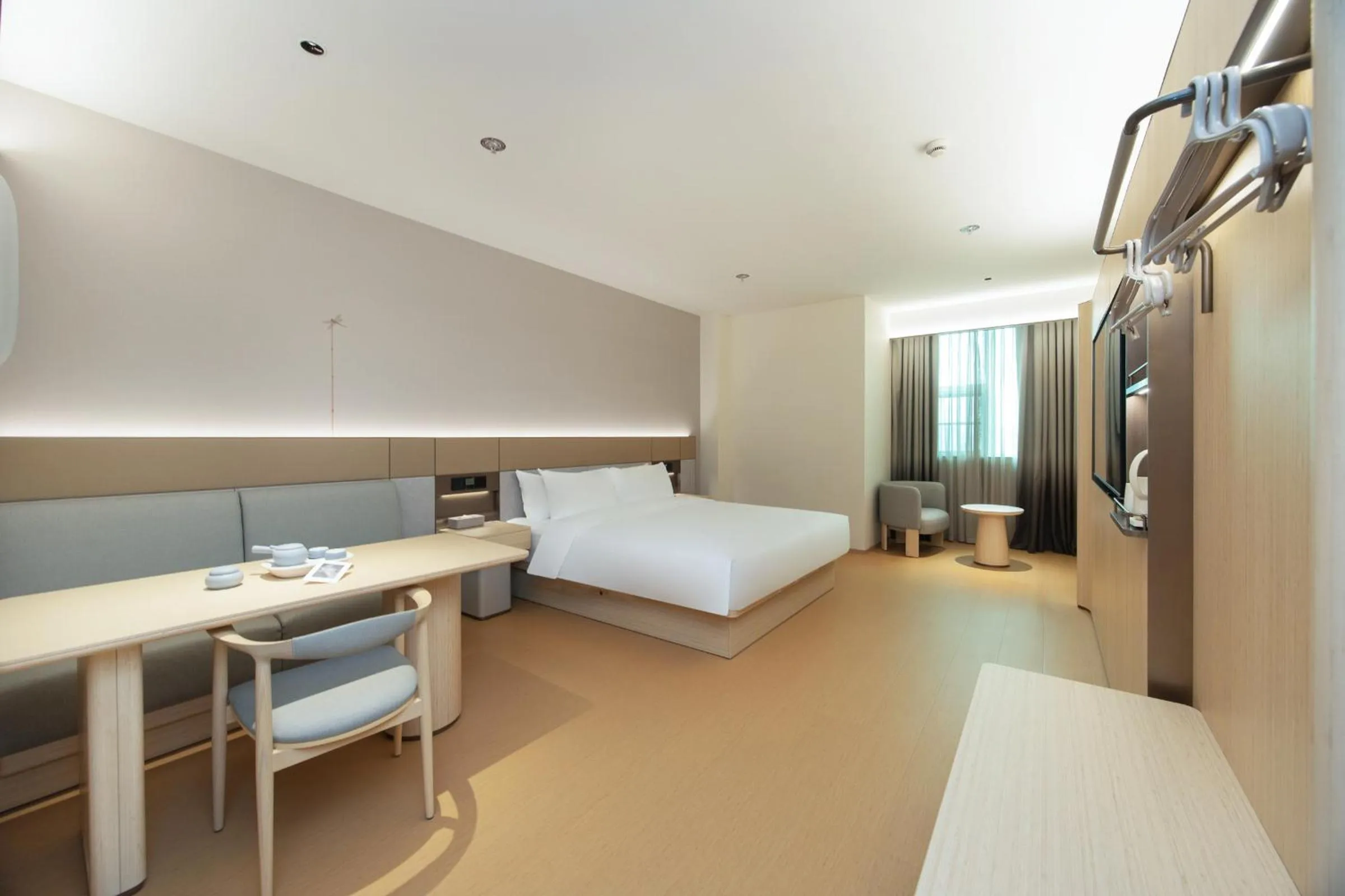 Bed in JI Hotel Shanghai Caohejing