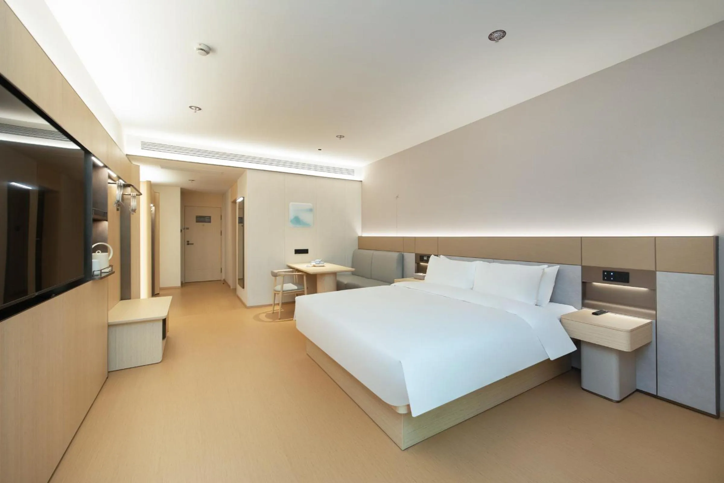 Bed in JI Hotel Shanghai Caohejing