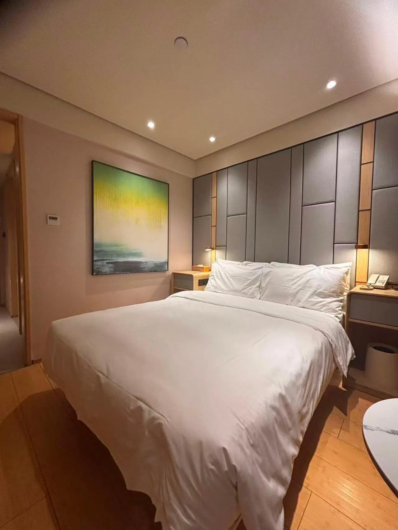 Bed in JI Hotel Shanghai Hongqiao Airport Qixin Road