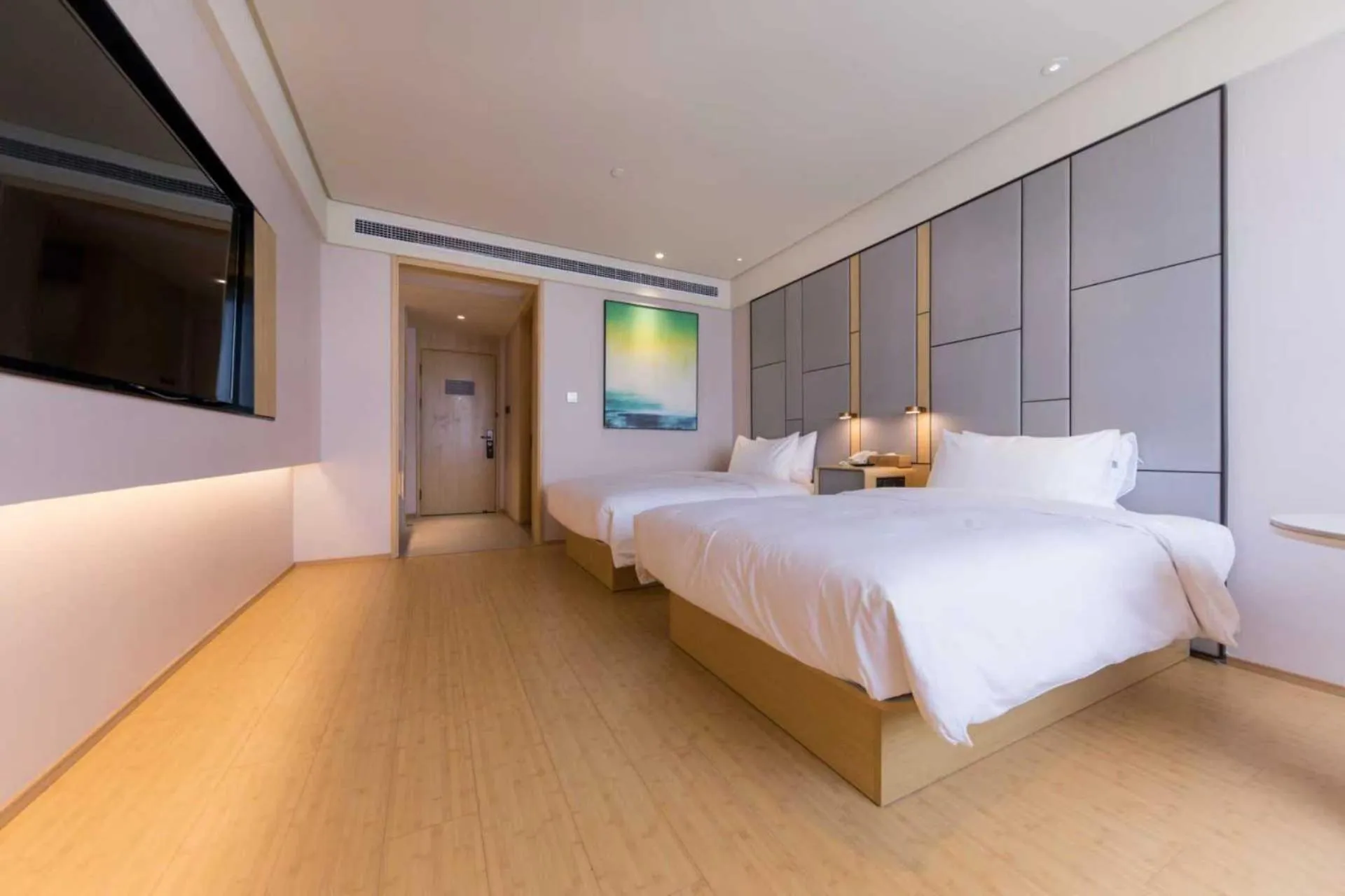 Bed in JI Hotel Shanghai Chunsheng Road