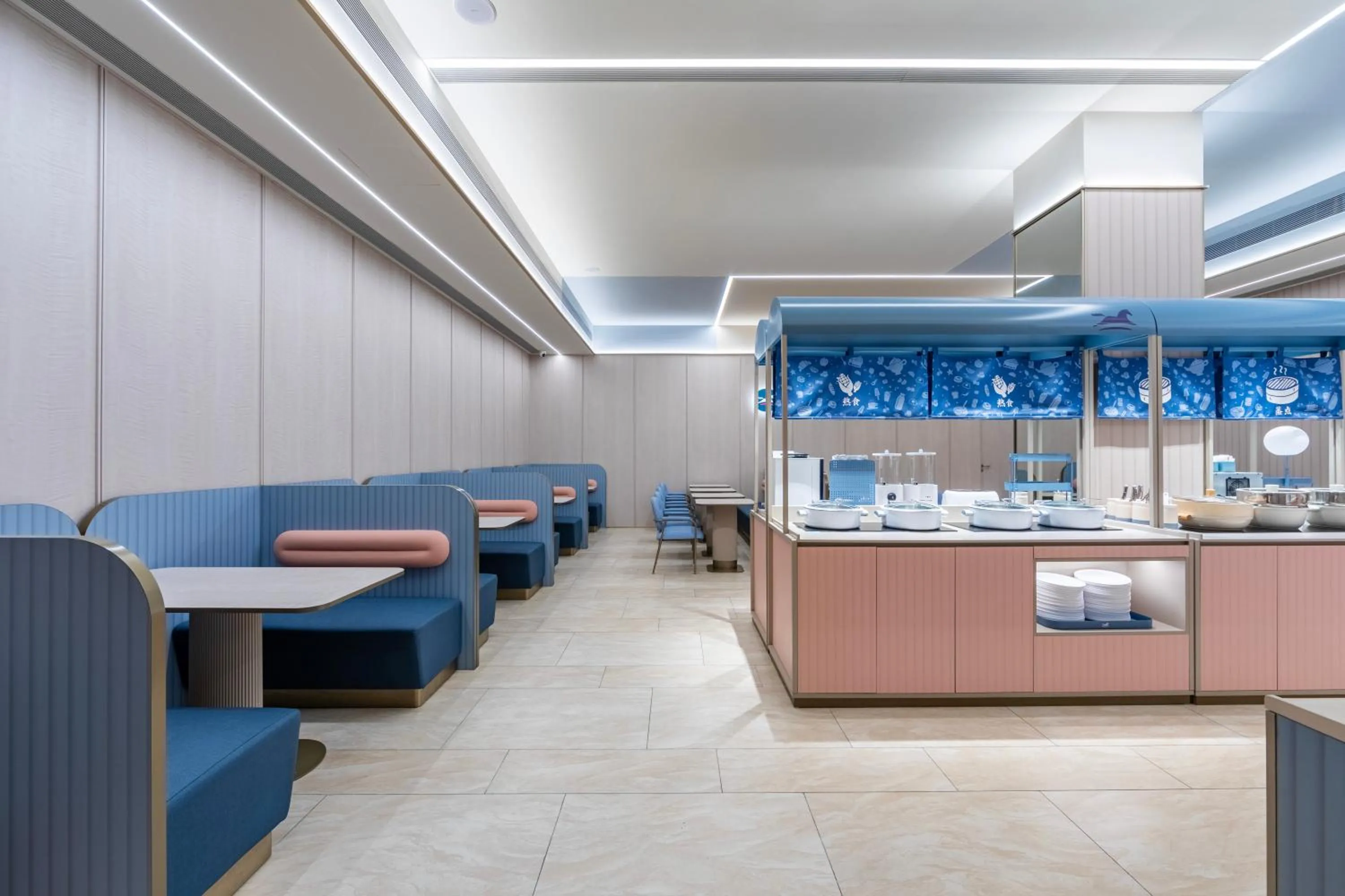 Restaurant/places to eat in Hanting Hotel Shanghai Hongqiao Hub Qibao Center