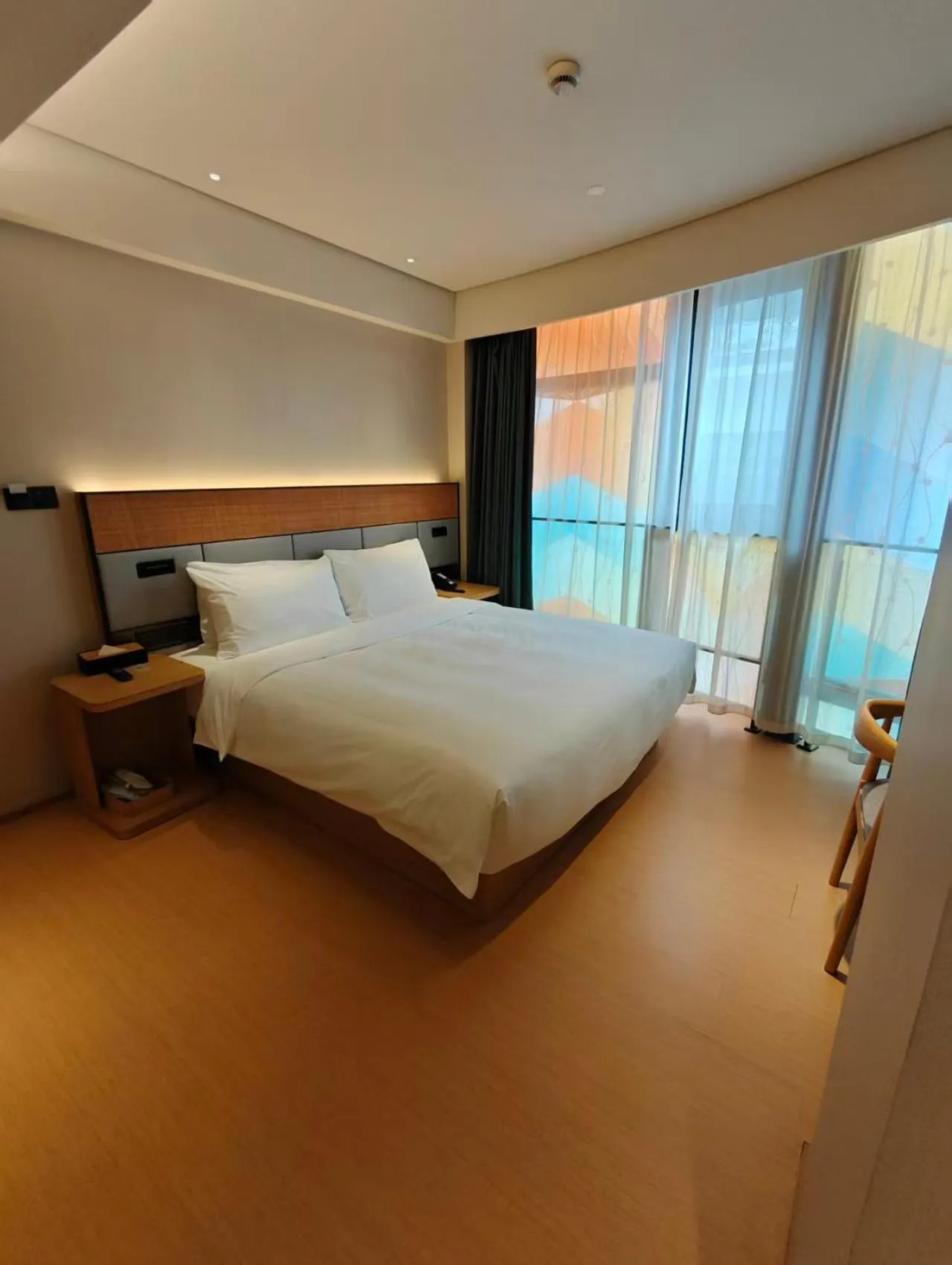 Bedroom, Bed in JI Hotel Shanghai Xinzhuang