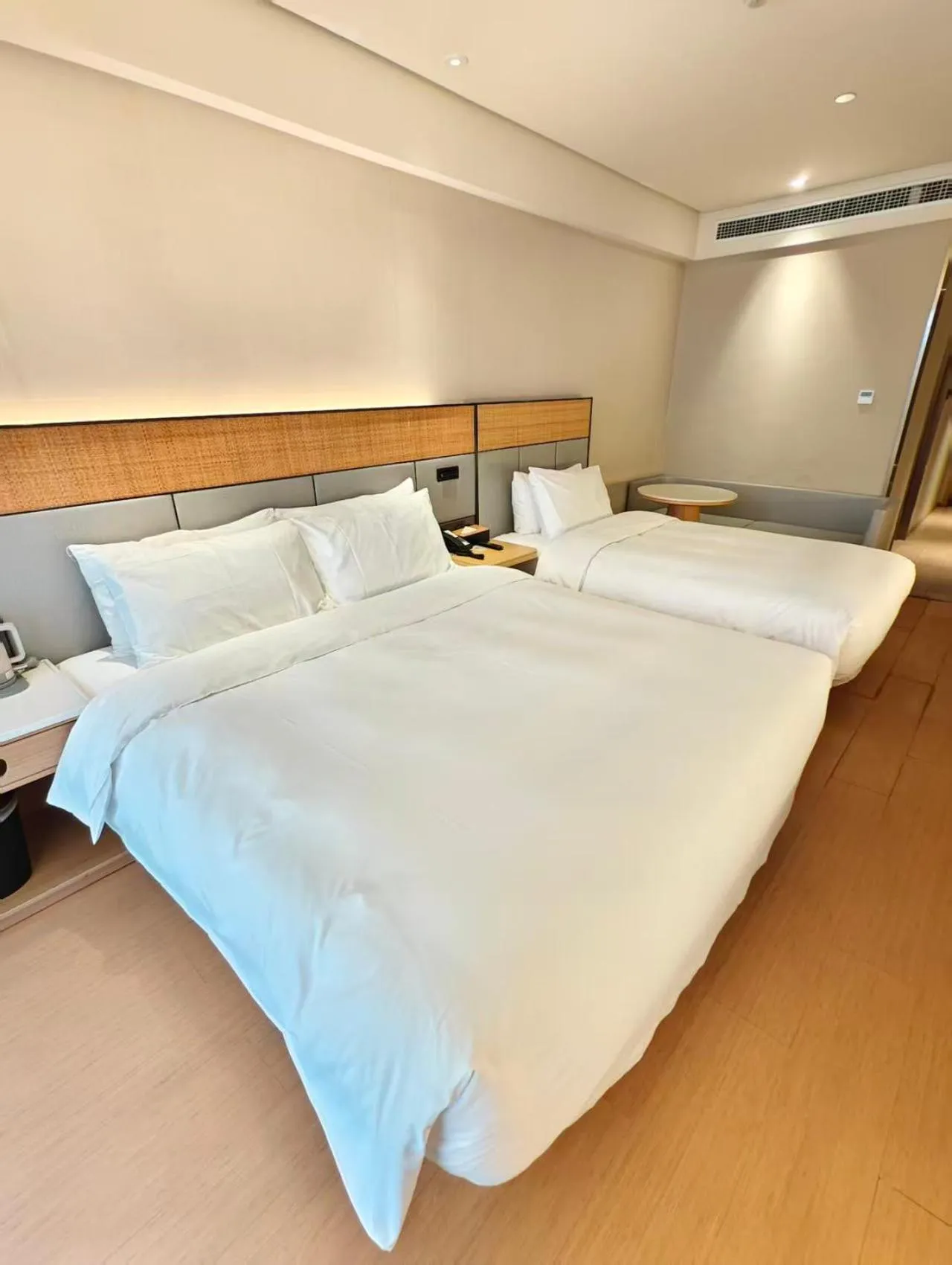 Bedroom, Bed in JI Hotel Shanghai Xinzhuang