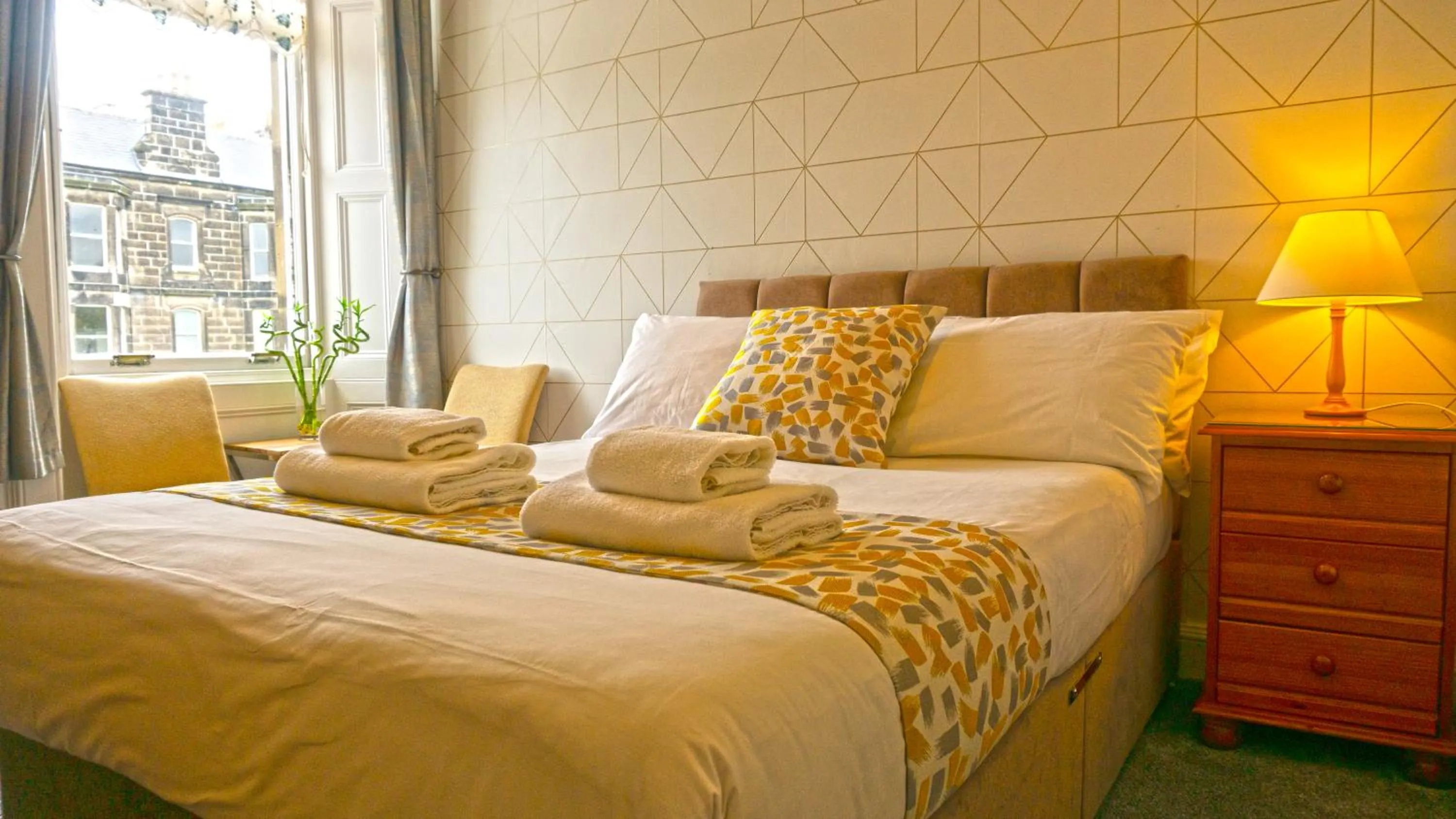 Bed in Arrandale Guest House