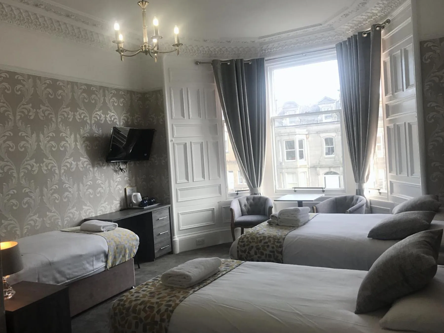 Bed in Arrandale Guest House