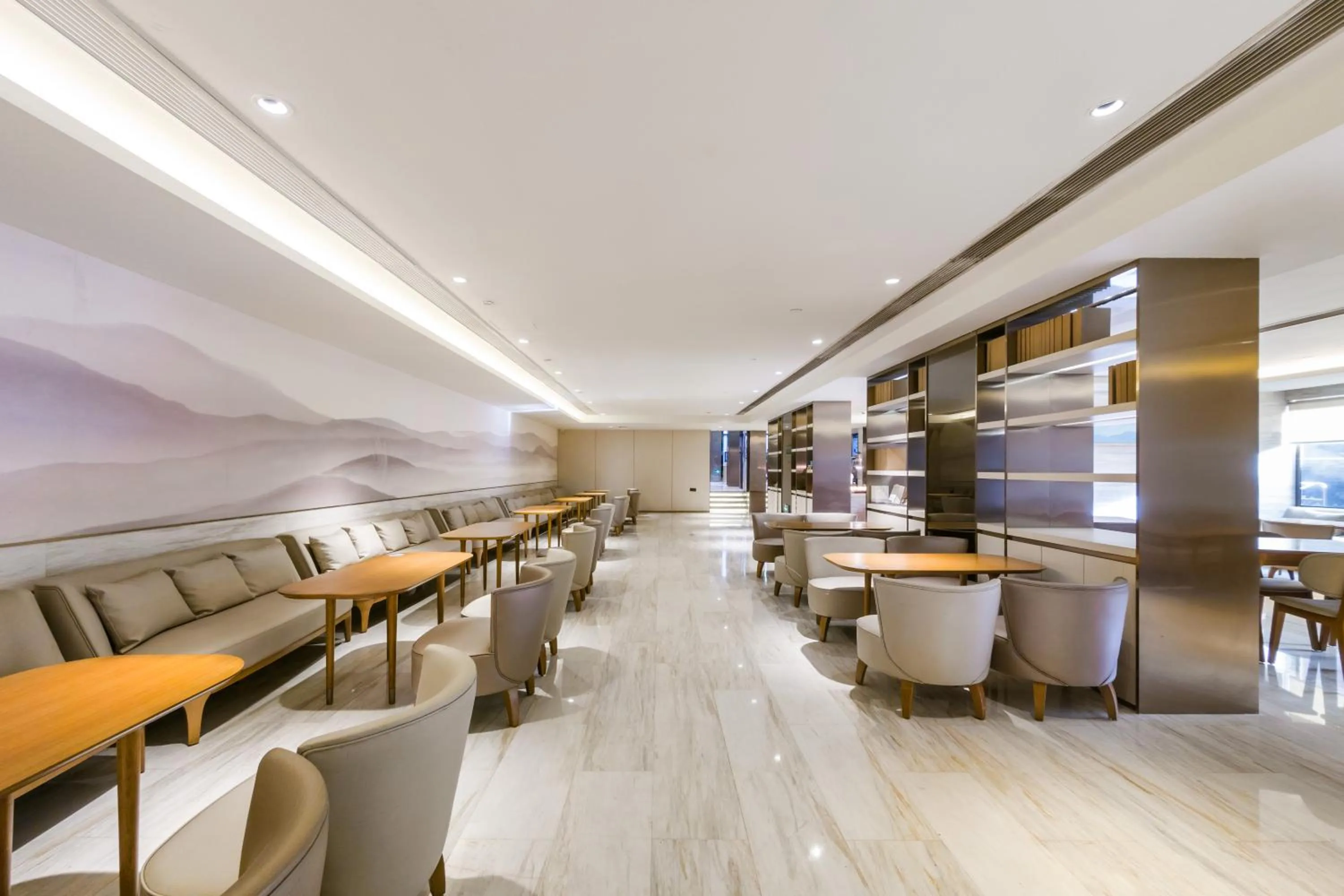 Restaurant/places to eat in JI Hotel Shanghai Baoshan Youyi Road