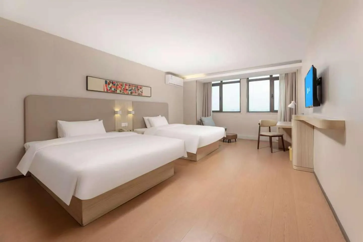 Photo of the whole room, Bed in Hanting Hotel Nanjing Jiangning Niu Shoushan