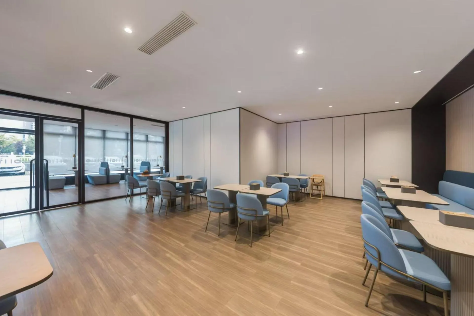 Restaurant/places to eat in Hanting Hotel Nanjing Jiangpu Longhua Road Subway Station