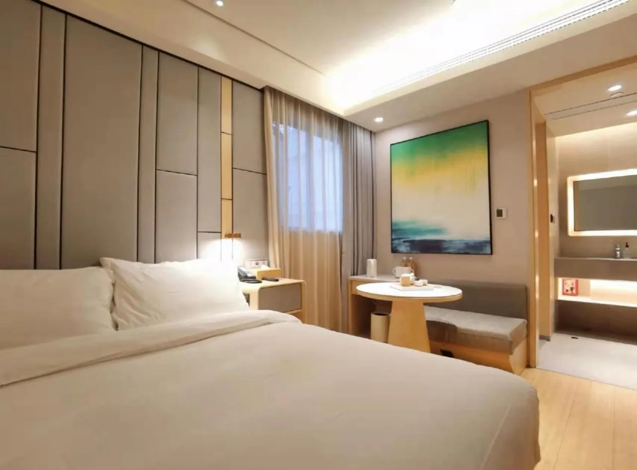 View (from property/room), Bed in JI Hotel Hangzhou Banshan Road