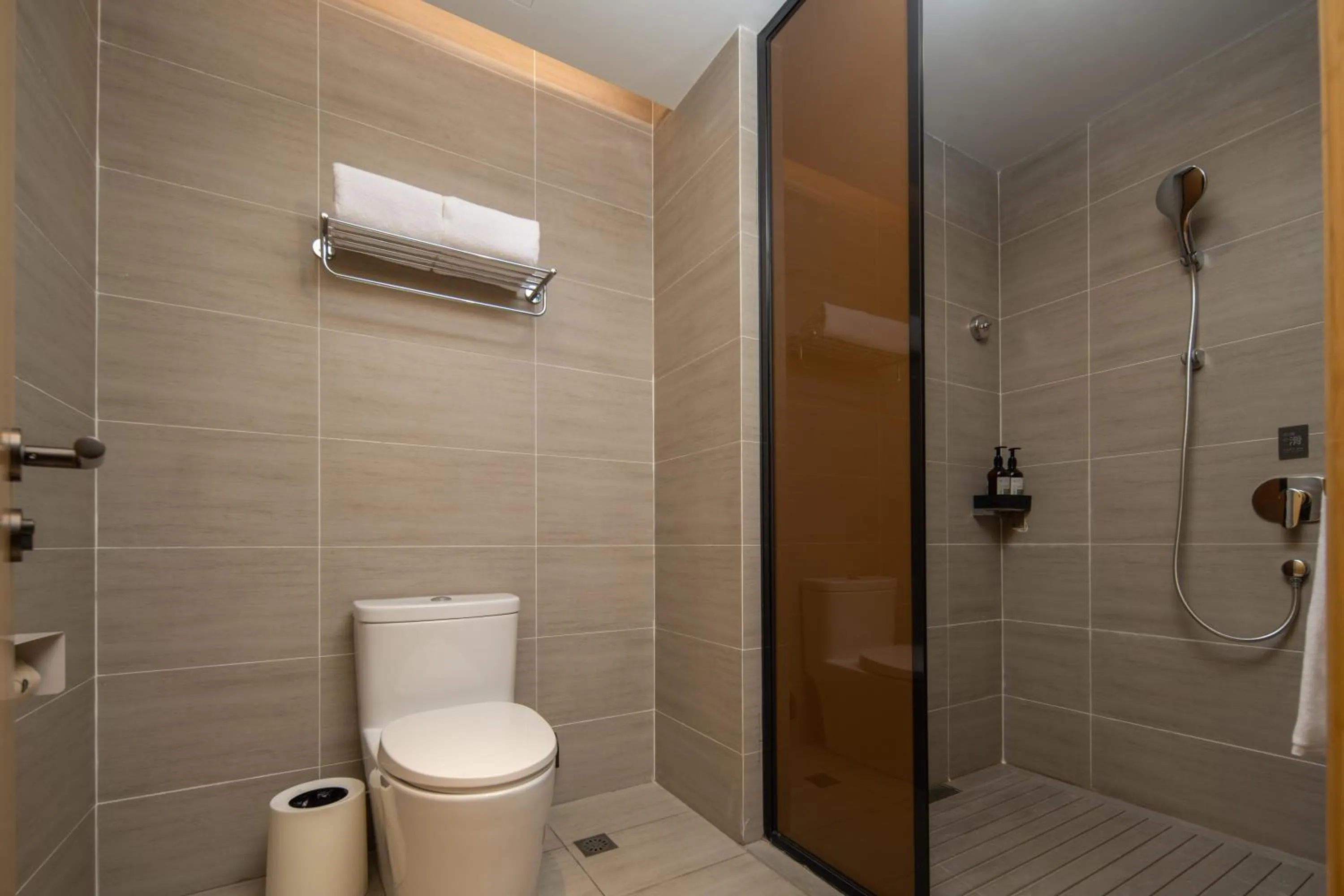 Shower in JI Hotel Chongqing Liangjiang Happiness Plaza