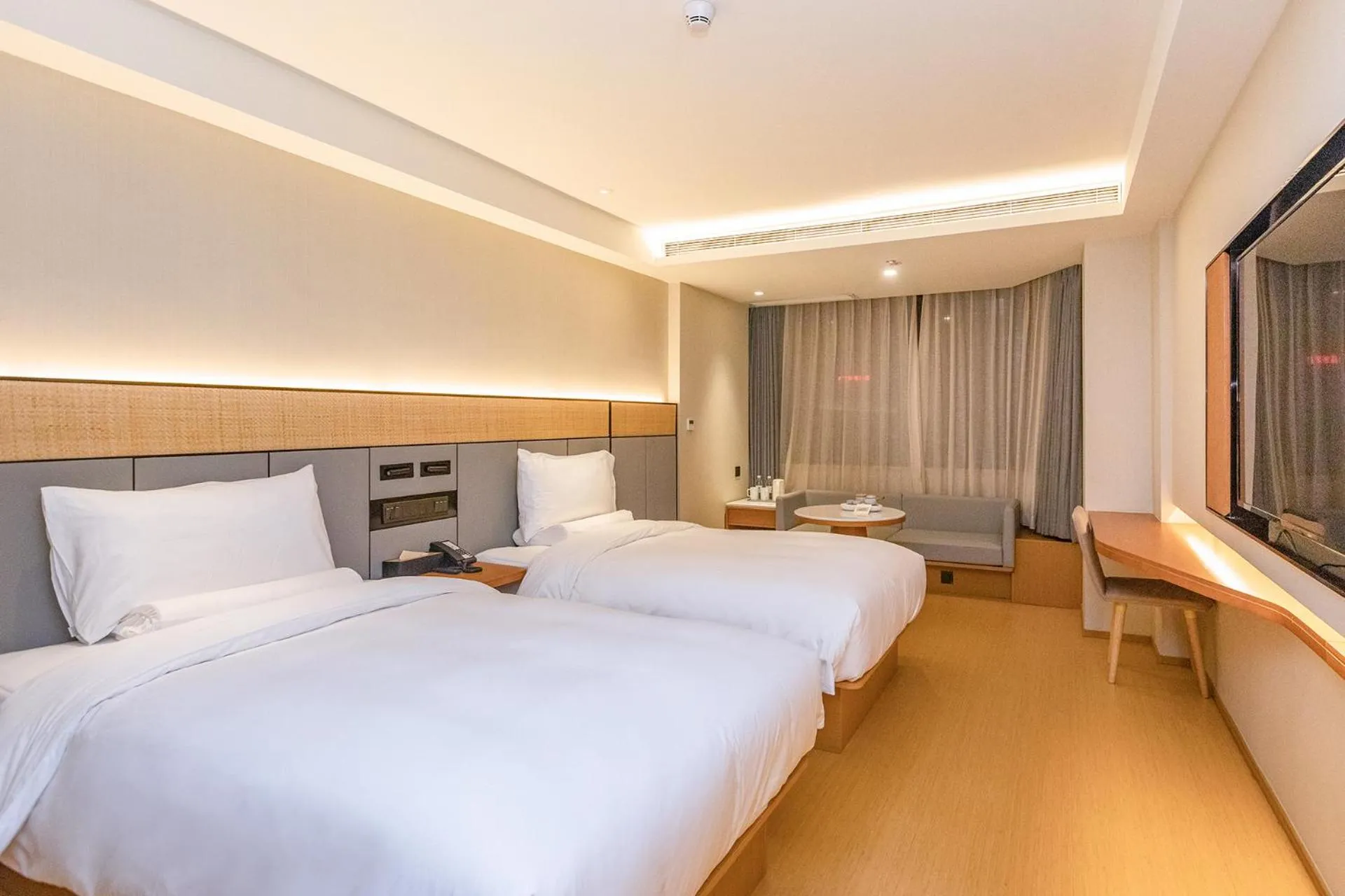 Bed in JI Hotel Shenzhen Shennan Avenue Huaqiang