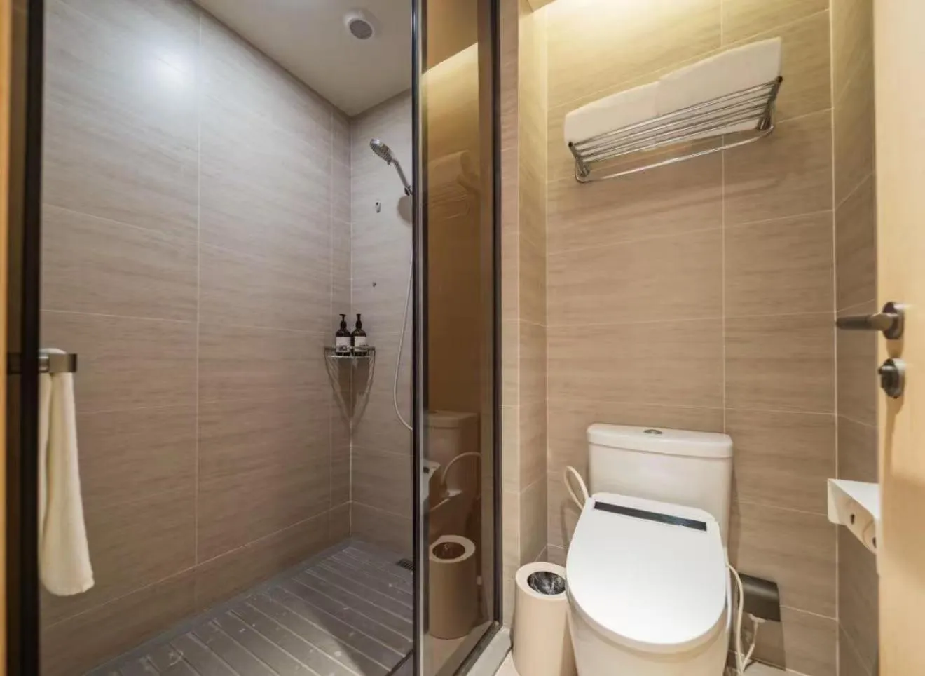 Shower in JI Hotel Chengdu East Railway Station